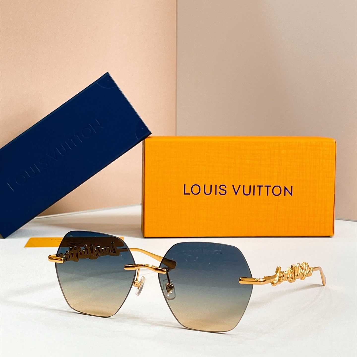 LOUIS VUITTON✨✨✨MODEL：Z7310U✨✨✨ SIZE：59口15-145✨✨