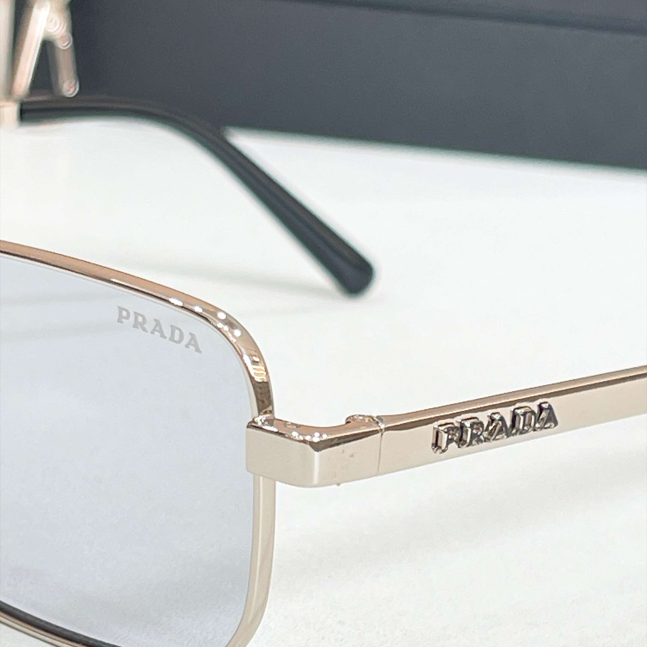 PRAD*✨✨✨MODEL： PR D54S✨✨✨SIZE：56口19-148✨✨✨ 