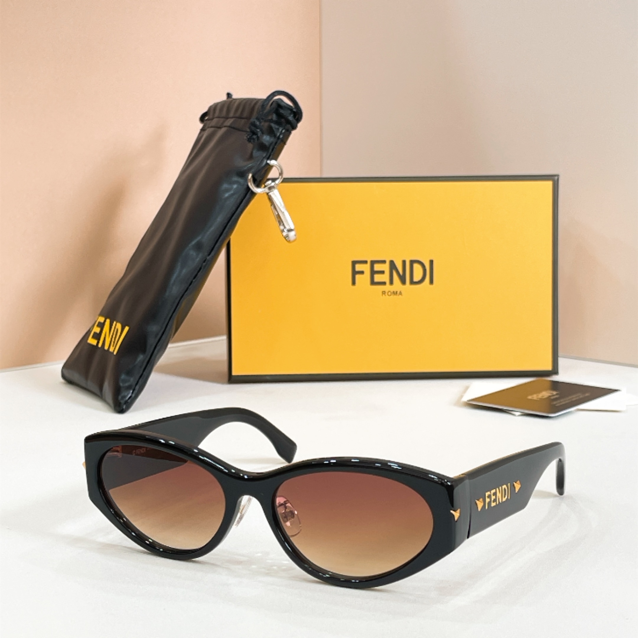 FENDI Sunglasses Acetate Cat Eye Gradient Lenses