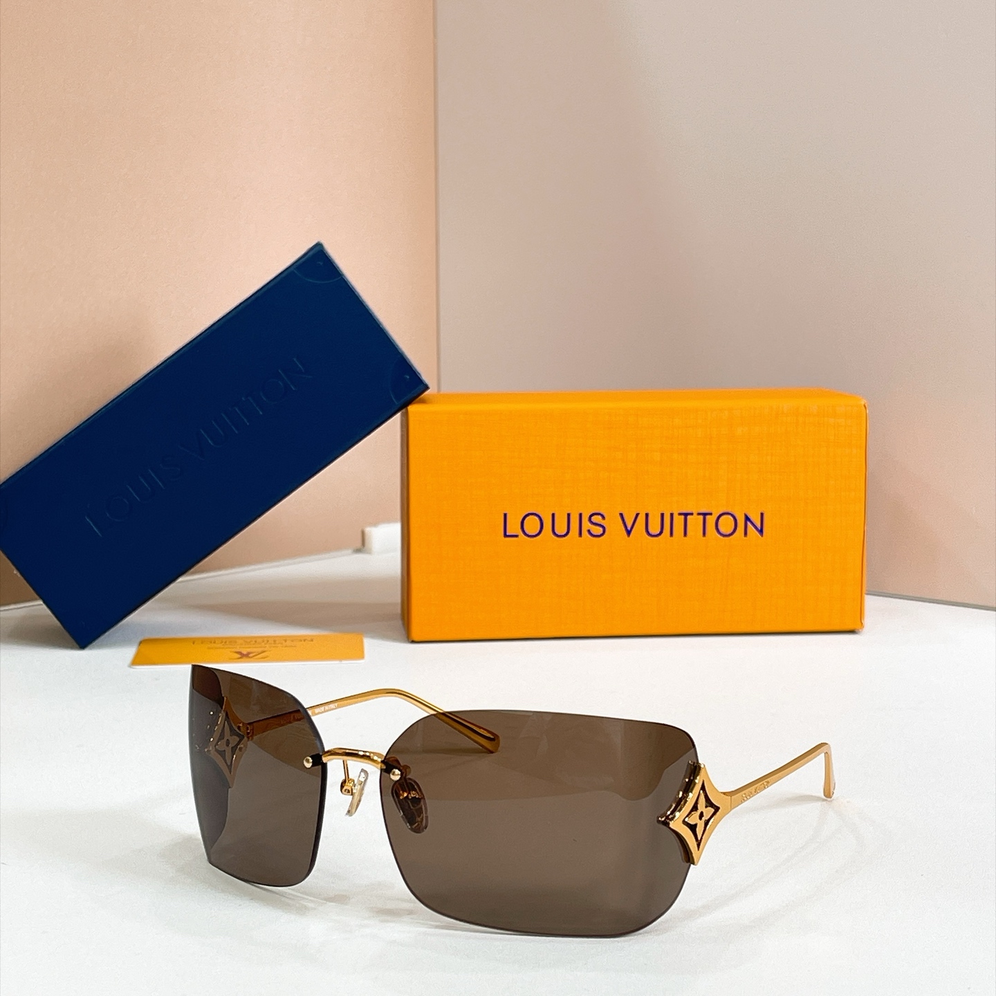 LOUIS VUITTO*✨✨✨MODEL：Z3457U✨✨✨ SIZE：66口16-110✨✨✨