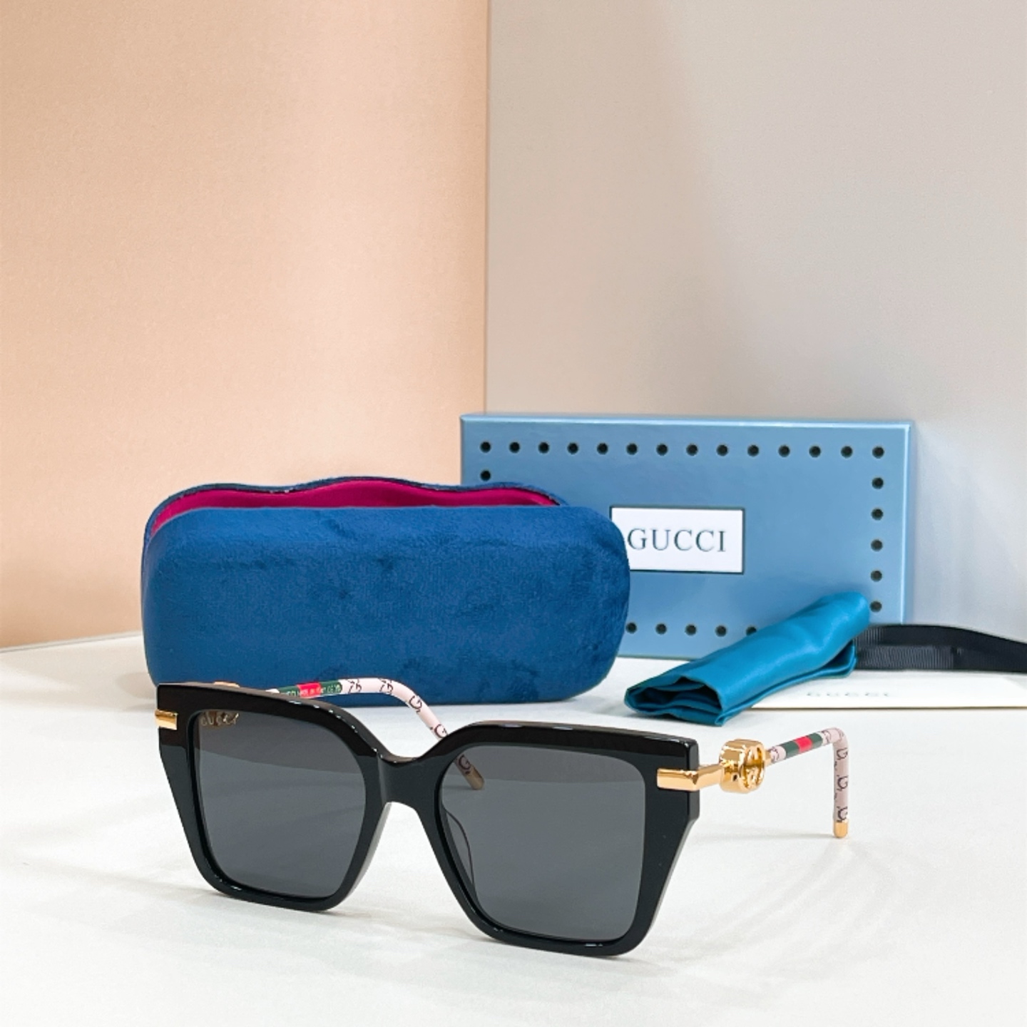￼ GUCC*✨✨MODEL：GG2342S✨✨✨ SIZE：54口18-145✨✨ ✨