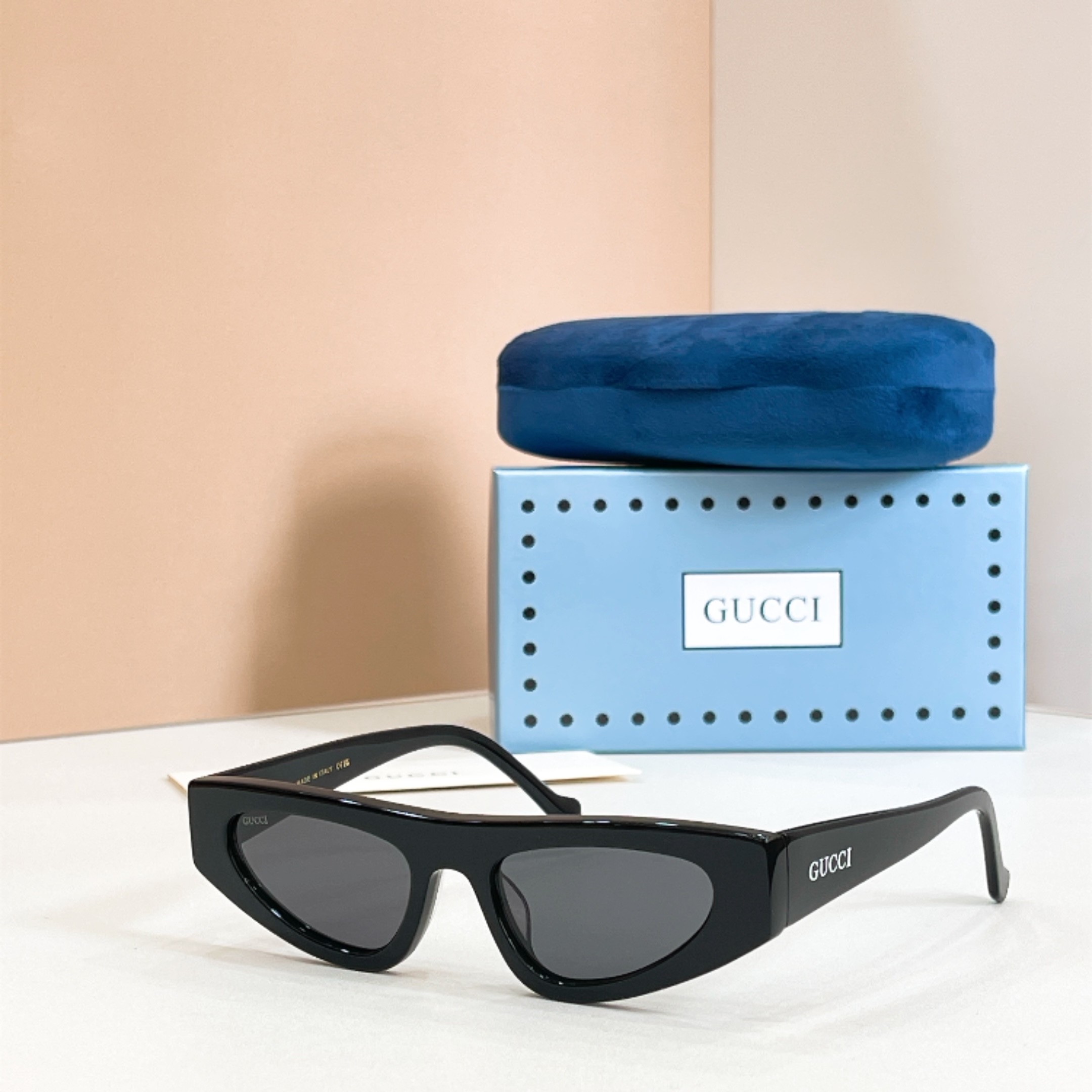 GUCCI Sunglasses GG1650 Black Acetate Narrow Frame