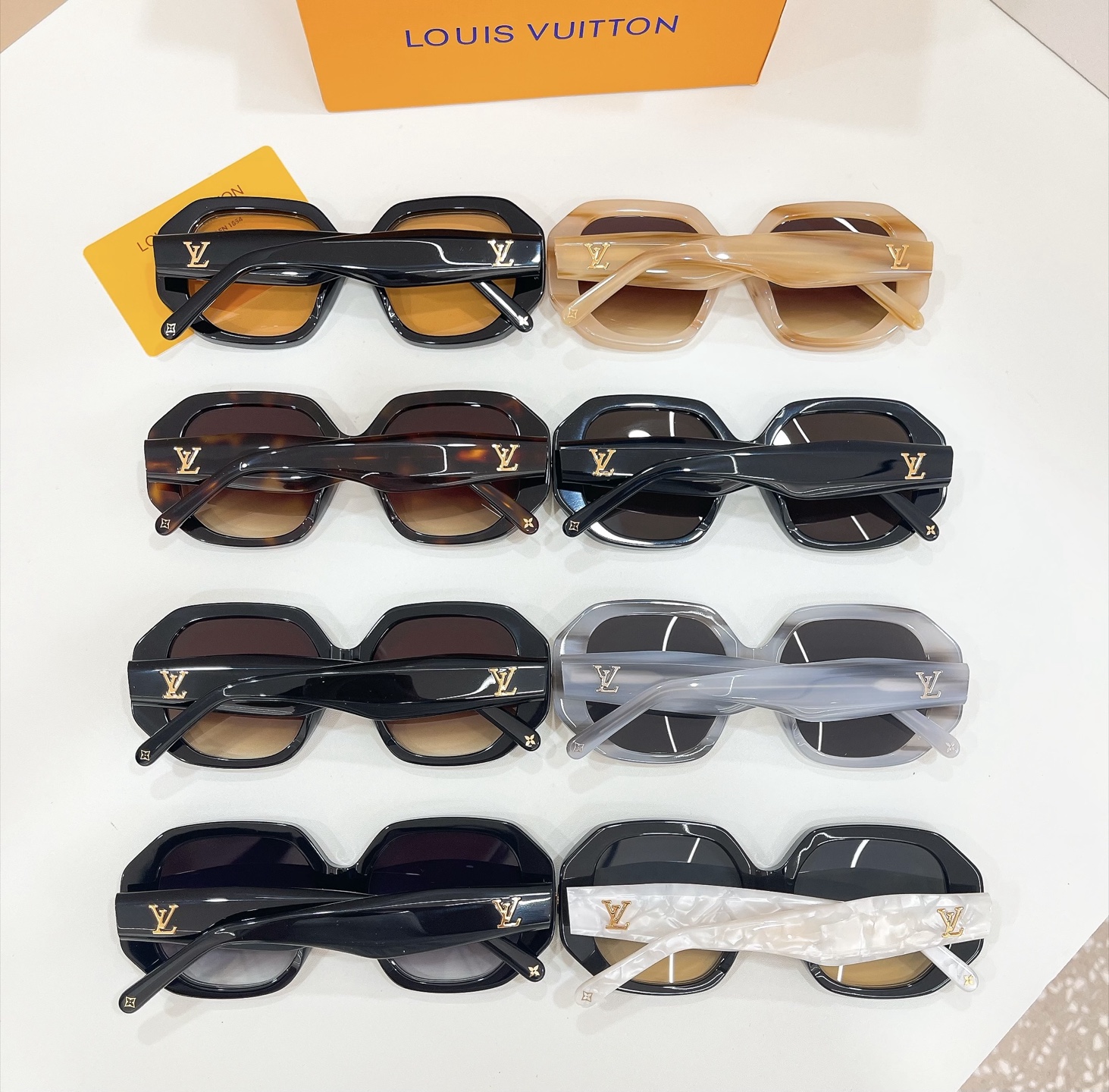 LOUIS VUITTO*✨✨✨MODEL：Z7641U✨✨✨ SIZE：55口17-146✨✨✨