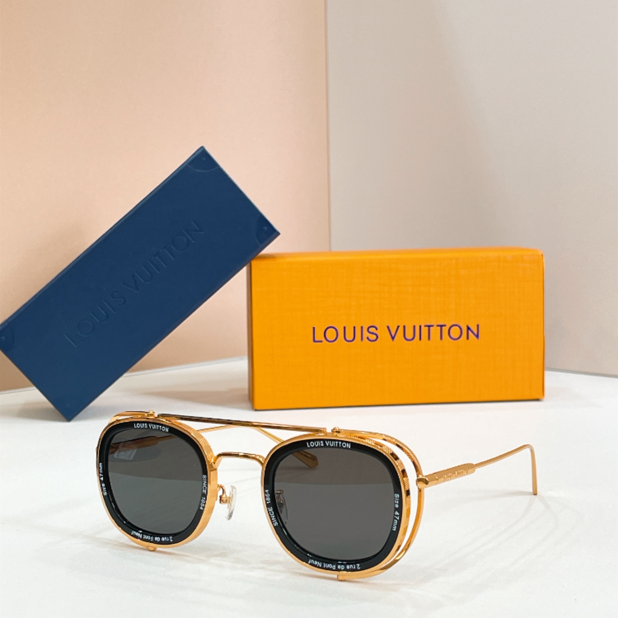 LOUIS VUITTO*✨✨✨MODEL：Z2213U✨✨✨ SIZE：48口29-147✨✨✨