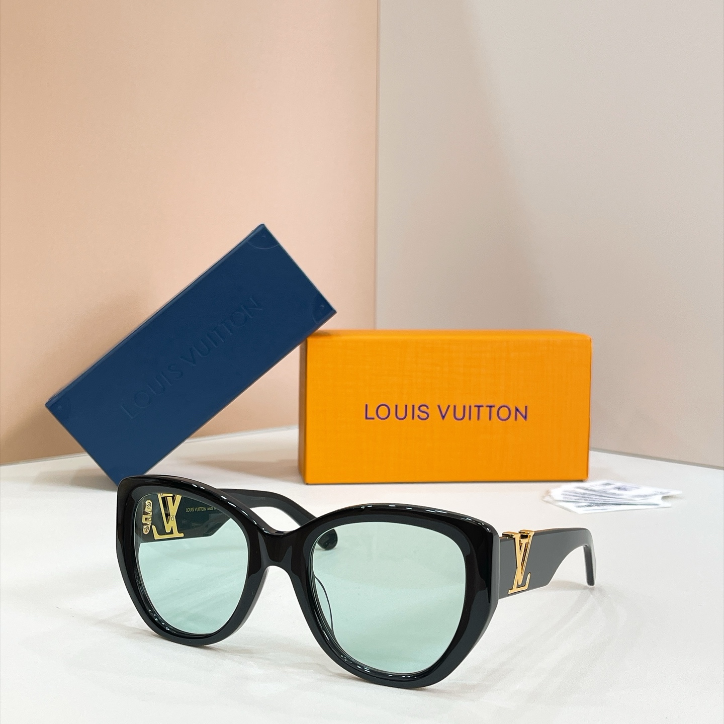 LOUIS VUITTO*✨✨✨MODEL：Z1733W✨✨✨ SIZE：57口23-140✨✨✨
