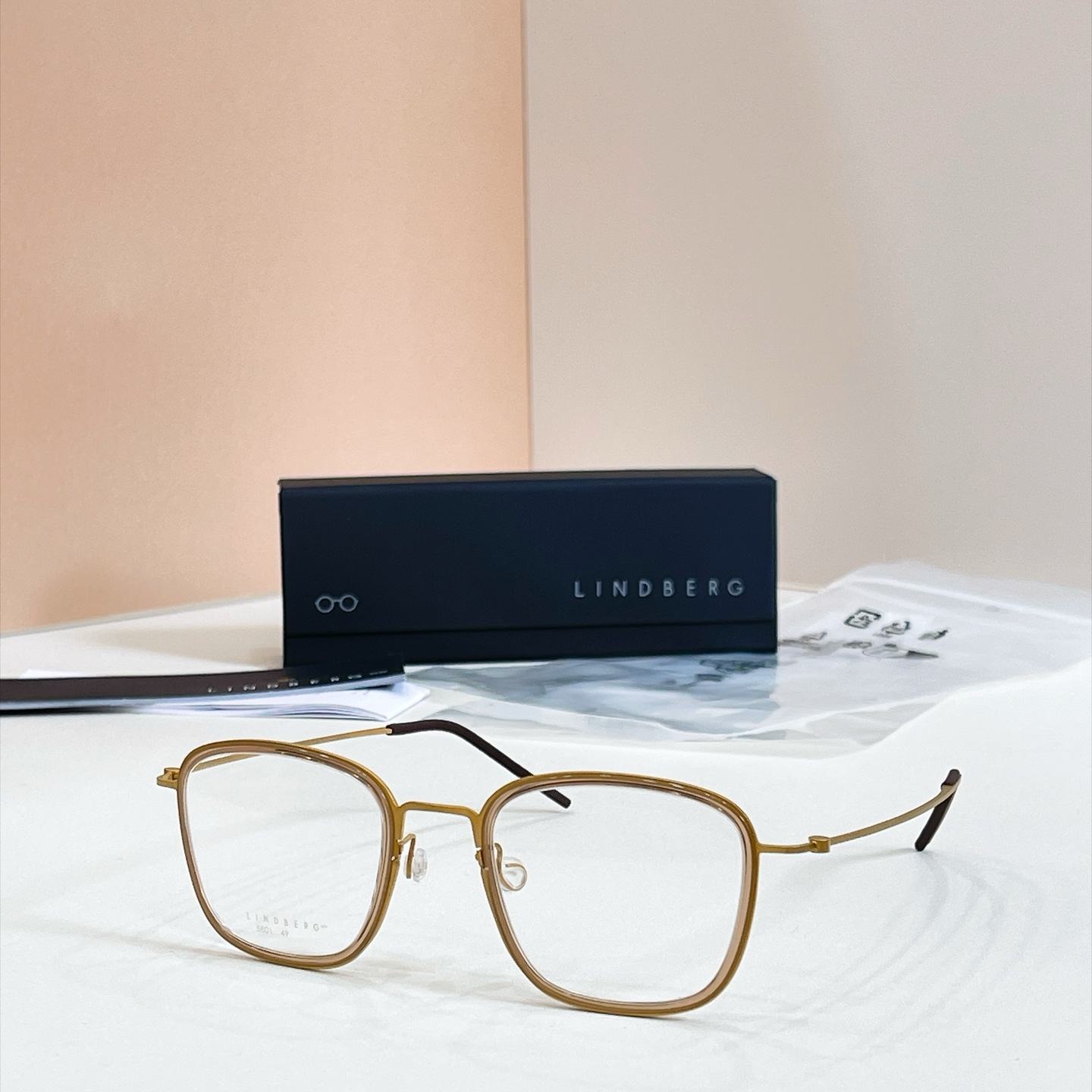 LINDBER*🌟🌟🌟MODEL：5801🌟🌟🌟Size：49口21-140🌟🌟🌟易烊千玺同款～钛～～,盒子➕45