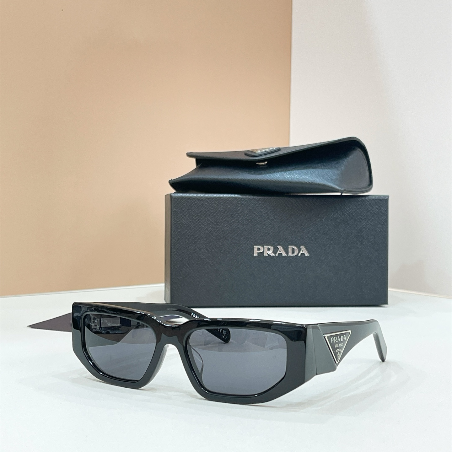 PRAD*✨✨✨MODEL：SPR 09Z✨✨✨SIZE：54口18-140✨✨✨ 