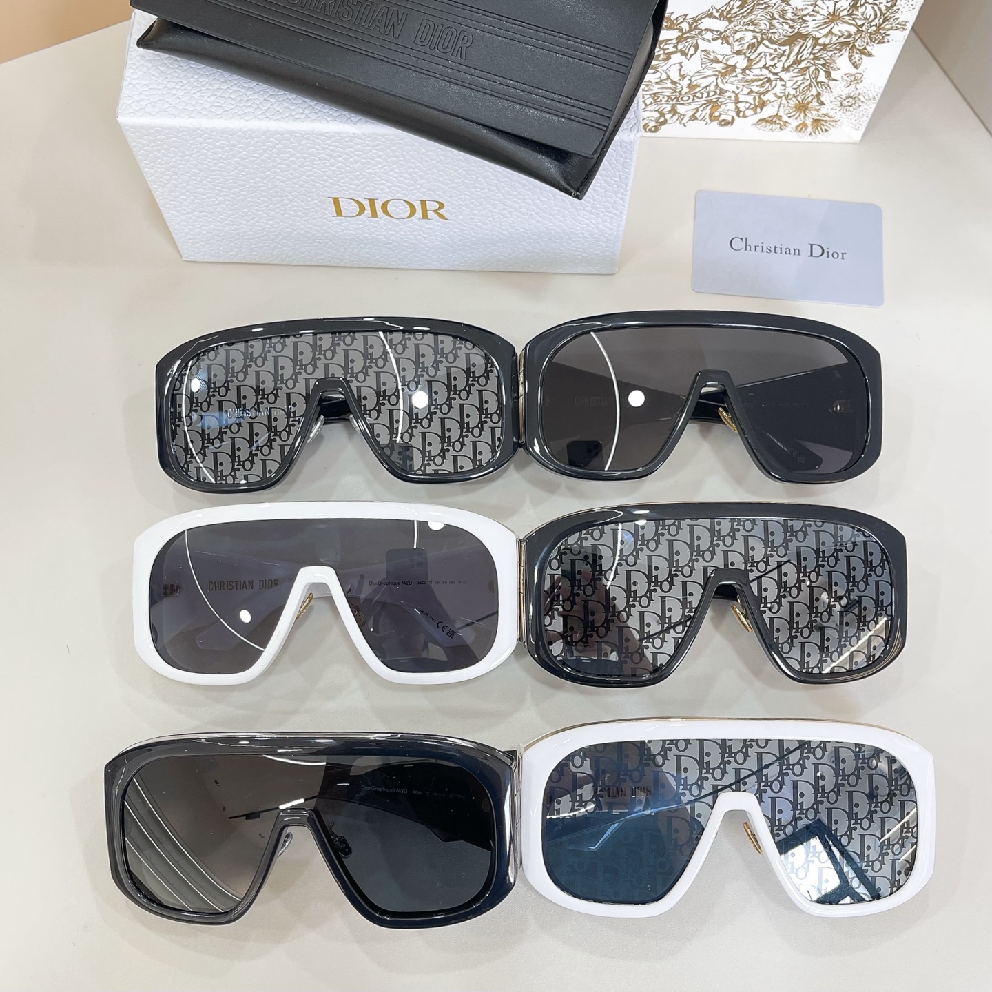 DIO*🌟🌟🌟Model：DiorGraPhique M2U🌟🌟🌟SIZE：134口0-130🌟🌟🌟
