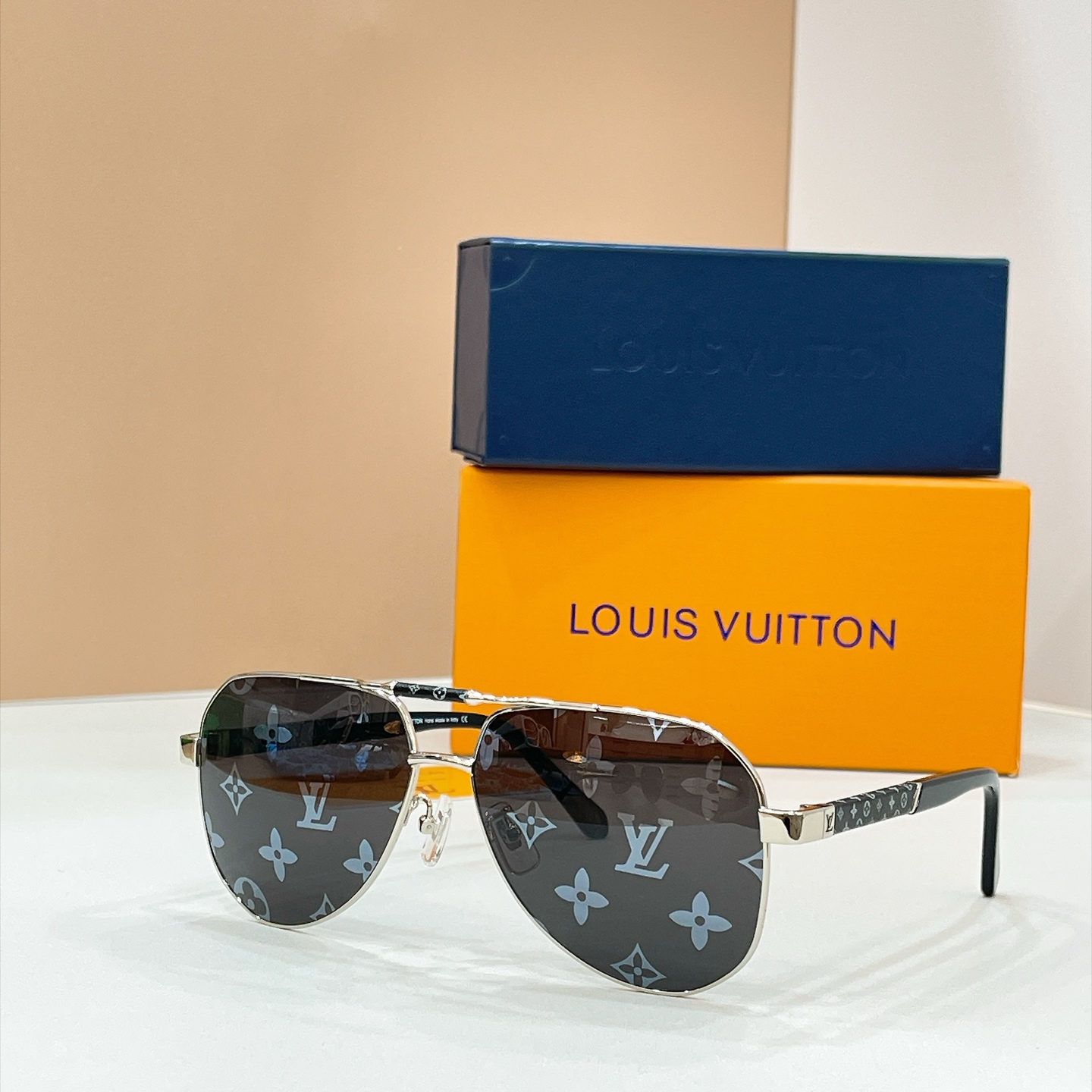 LOUIS VUITTO*✨✨✨MODEL：Z1248✨✨✨ SIZE：61口14-145✨✨✨