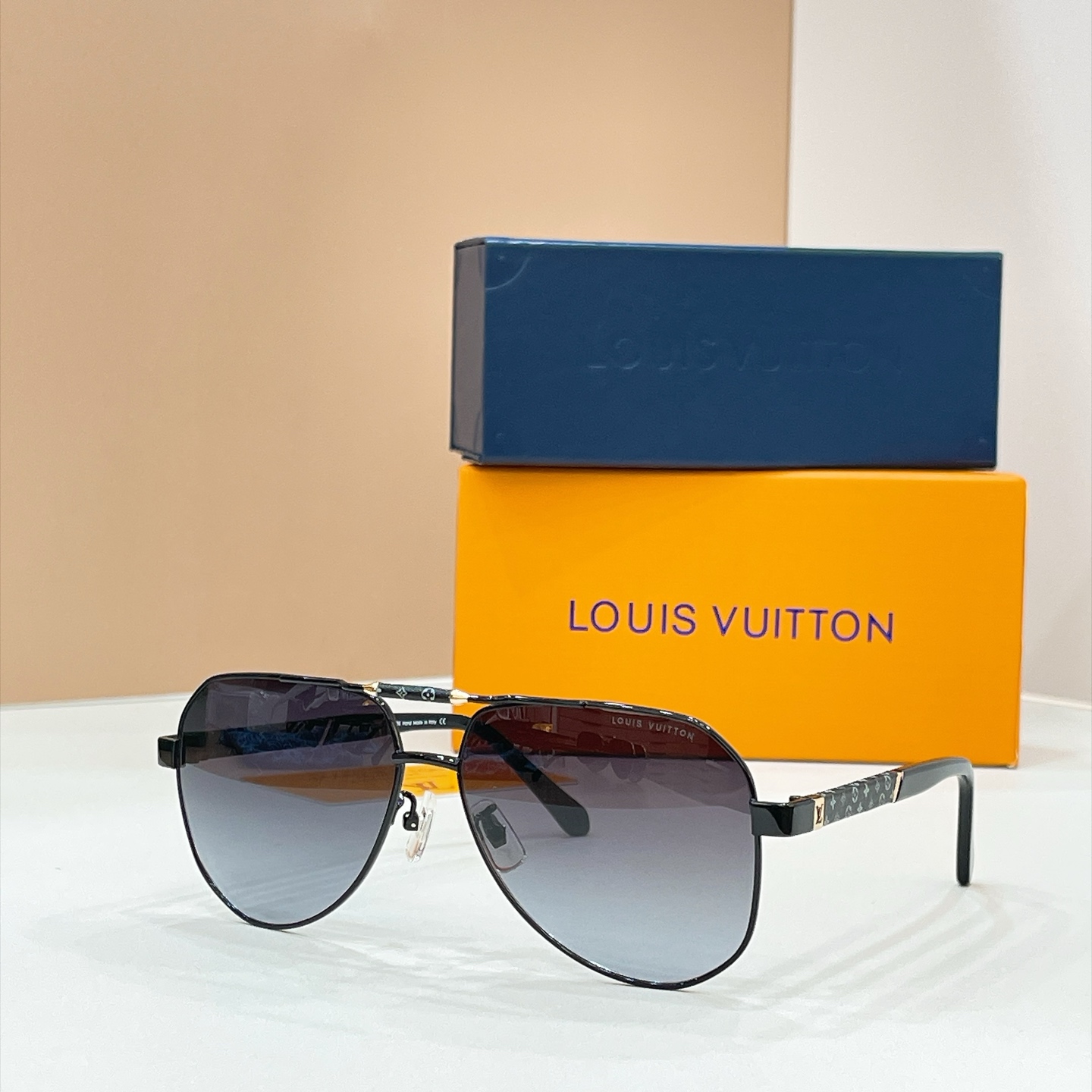 LOUIS VUITTO*✨✨✨MODEL：Z1248✨✨✨ SIZE：61口14-145✨✨✨