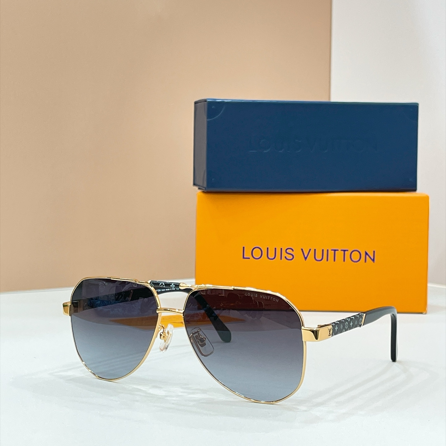 LOUIS VUITTO*✨✨✨MODEL：Z1248✨✨✨ SIZE：61口14-145✨✨✨