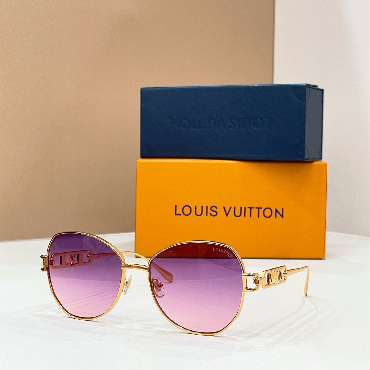 LOUIS VUITTO*✨✨✨MODEL：Z7314U✨✨✨ SIZE：57口17-145✨✨✨