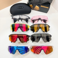 OAKLE*🍂🍂🍂MODEL:9517🍂🍂🍂SIZE:126🍂🍂🍂 OAKLE*🍂🍂🍂MODEL:9517🍂🍂🍂SIZE:126🍂🍂🍂