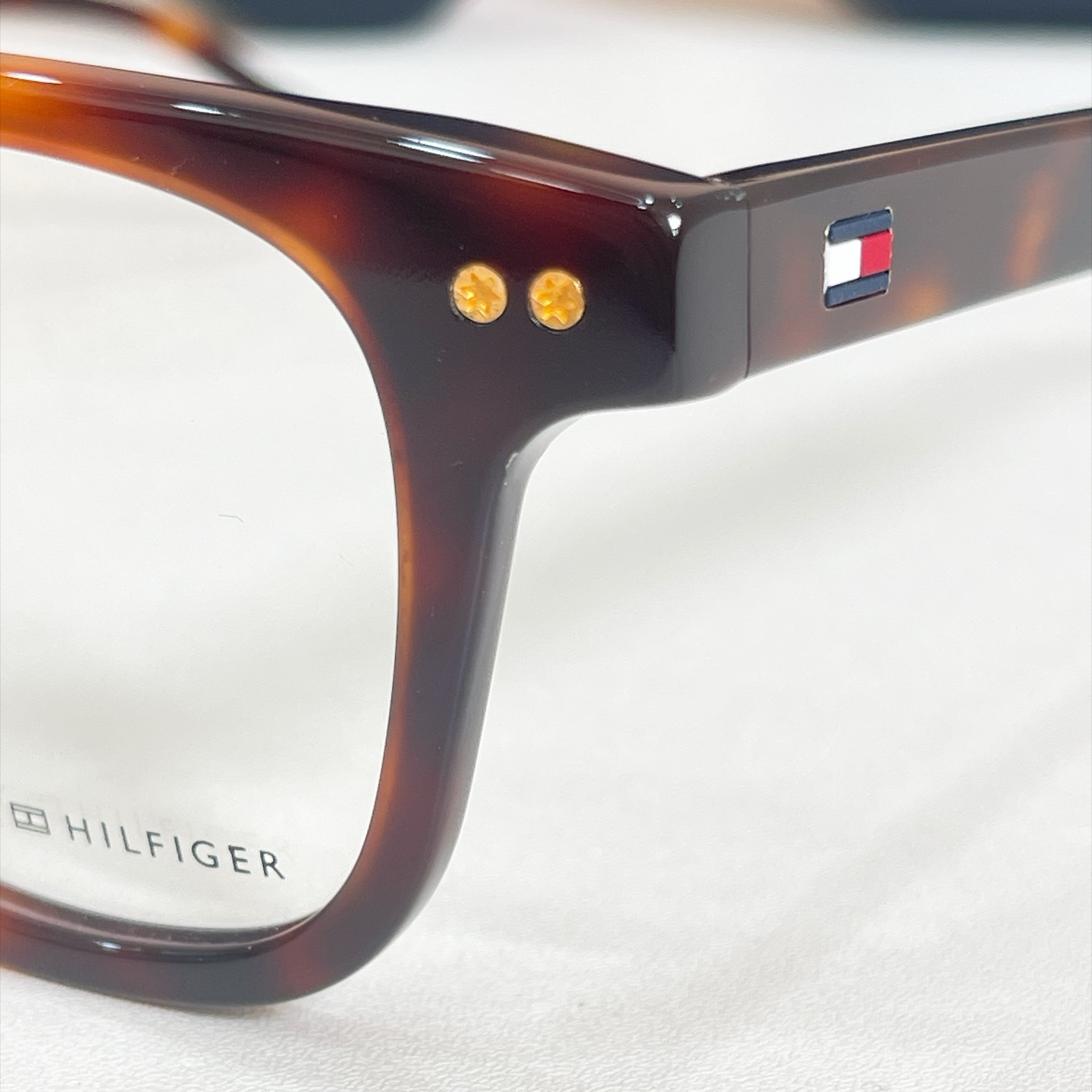 TOMMY  HILFIGE*✨✨✨MODEL：TH 2126✨✨✨SIZE：48口22-150✨✨✨ 