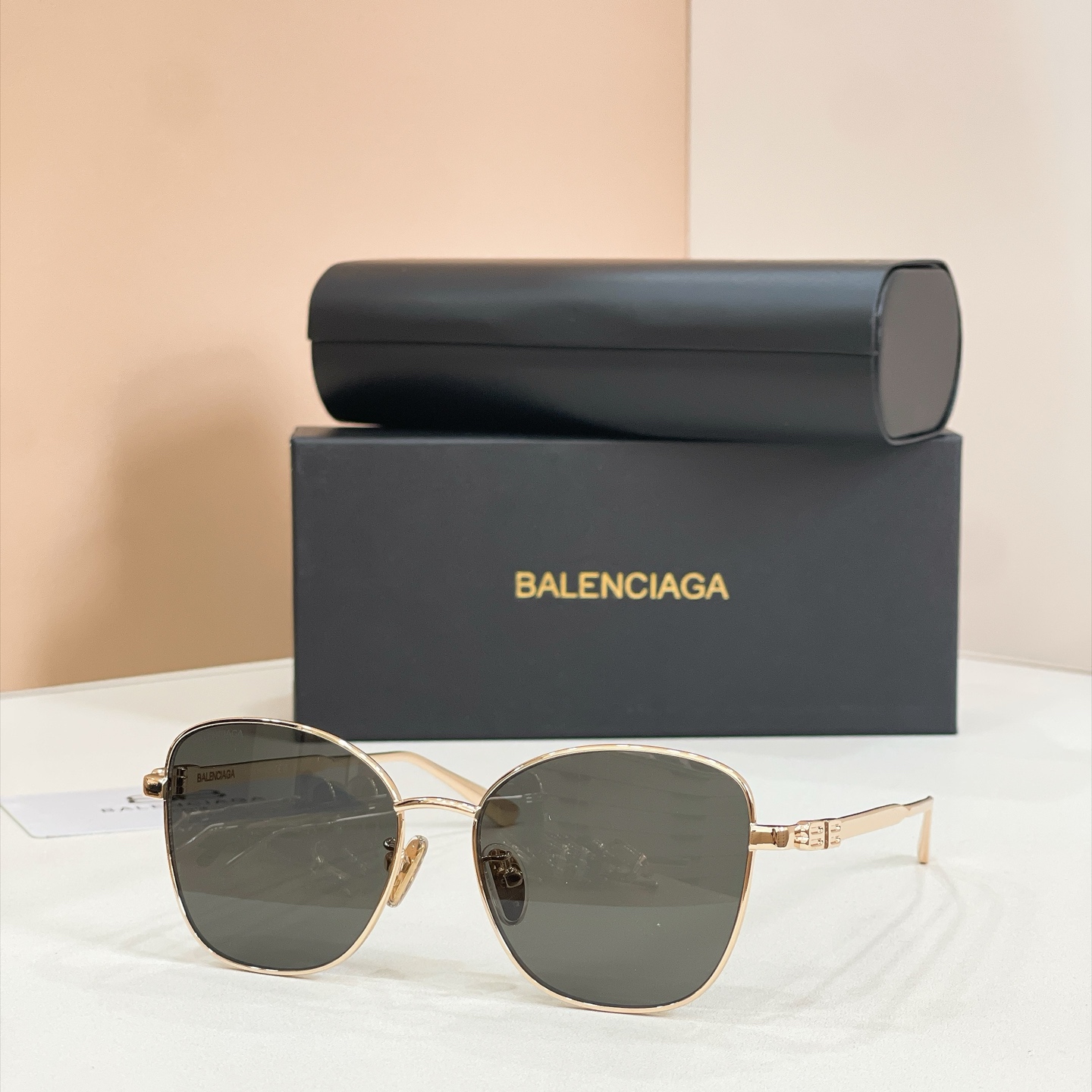￼ BALENCIAG*巴黎*世家⚜️⚜️⚜️MODEL：BB0591O⚜️⚜️⚜️SIZE：54口15-145⚜️⚜️