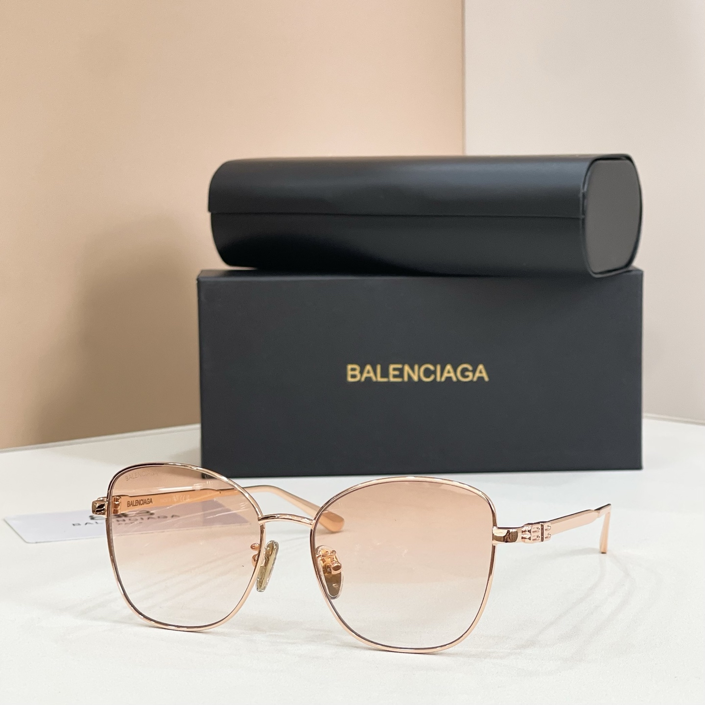 ￼ BALENCIAG*巴黎*世家⚜️⚜️⚜️MODEL：BB0591O⚜️⚜️⚜️SIZE：54口15-145⚜️⚜️
