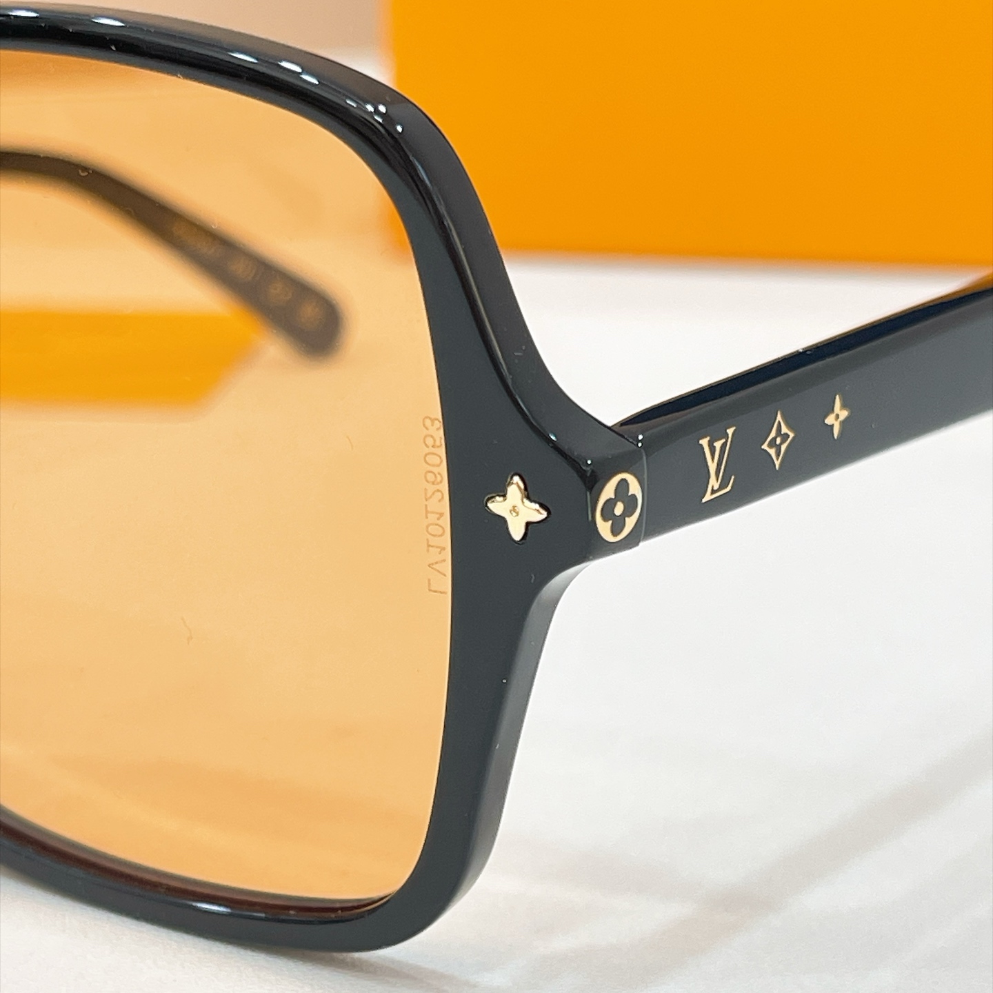 LOUIS VUITTO*✨✨✨MODEL：Z3467E✨✨✨ SIZE：58口15-145✨✨✨