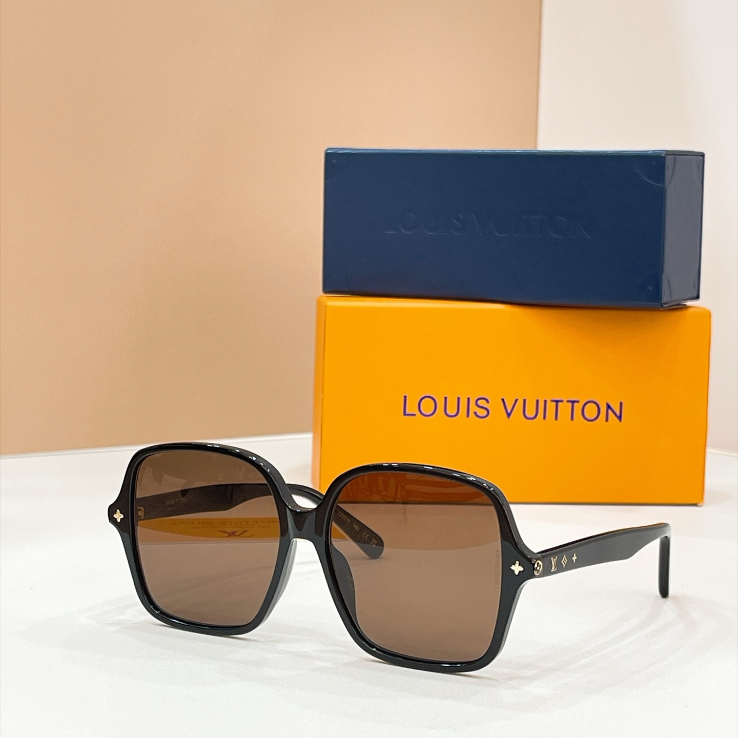 LOUIS VUITTO*✨✨✨MODEL：Z3467E✨✨✨ SIZE：58口15-145✨✨✨