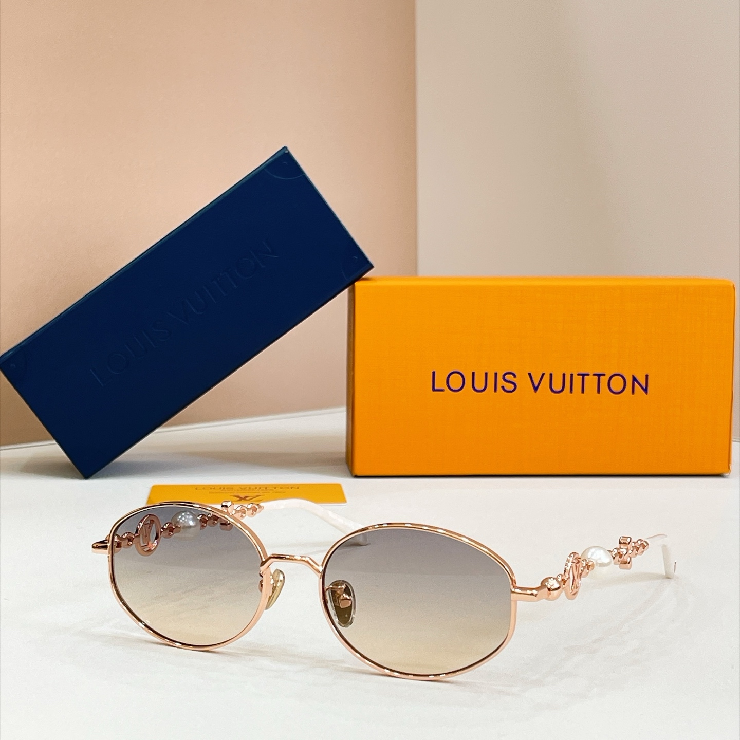 LOUIS VUITTO*✨✨✨MODEL：Z8331✨✨✨ SIZE：55口18-145✨✨✨