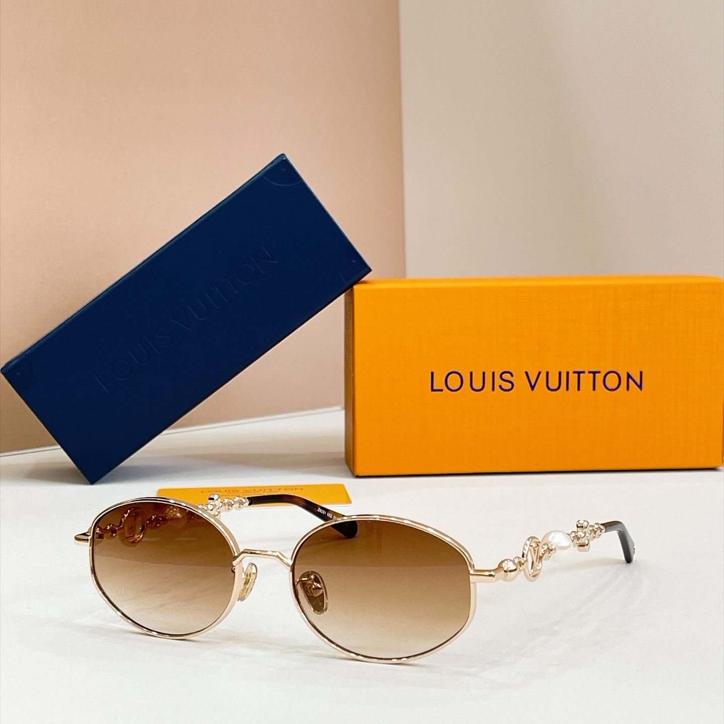 LOUIS VUITTO*✨✨✨MODEL：Z8331✨✨✨ SIZE：55口18-145✨✨✨