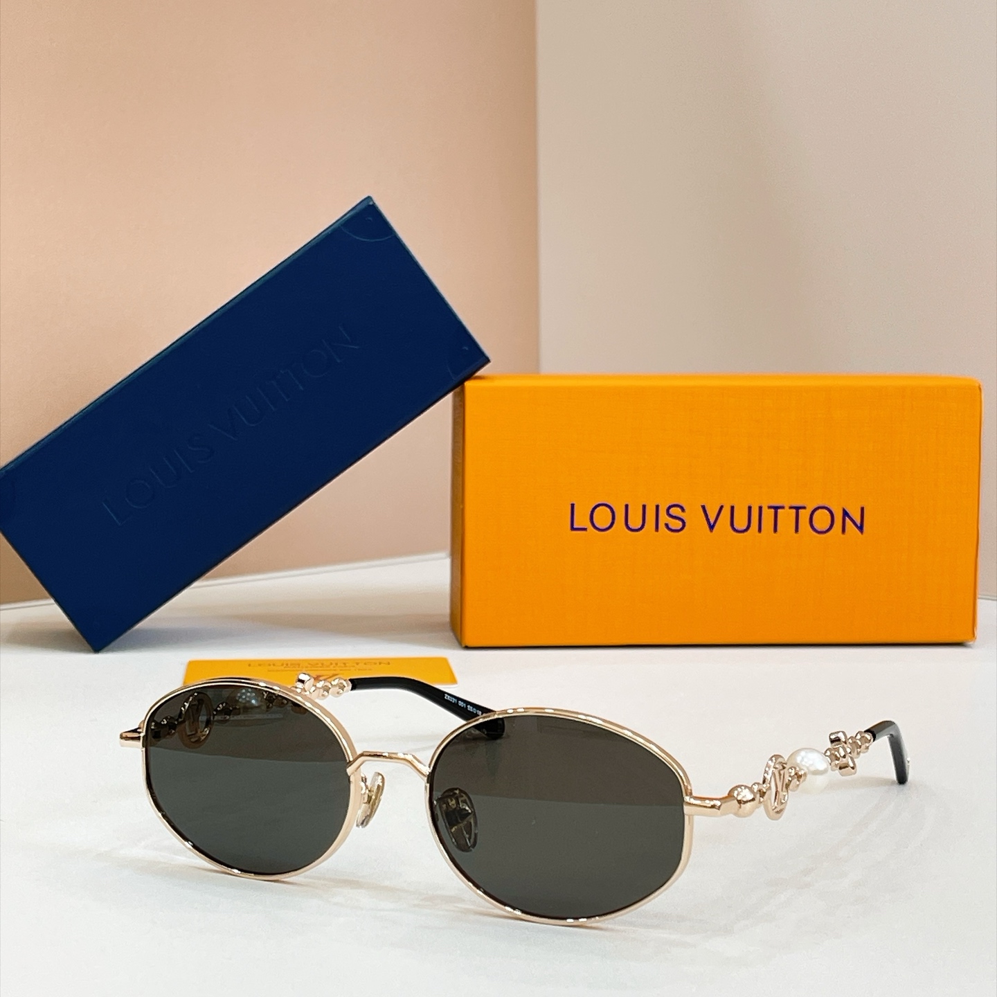 LOUIS VUITTO*✨✨✨MODEL：Z8331✨✨✨ SIZE：55口18-145✨✨✨