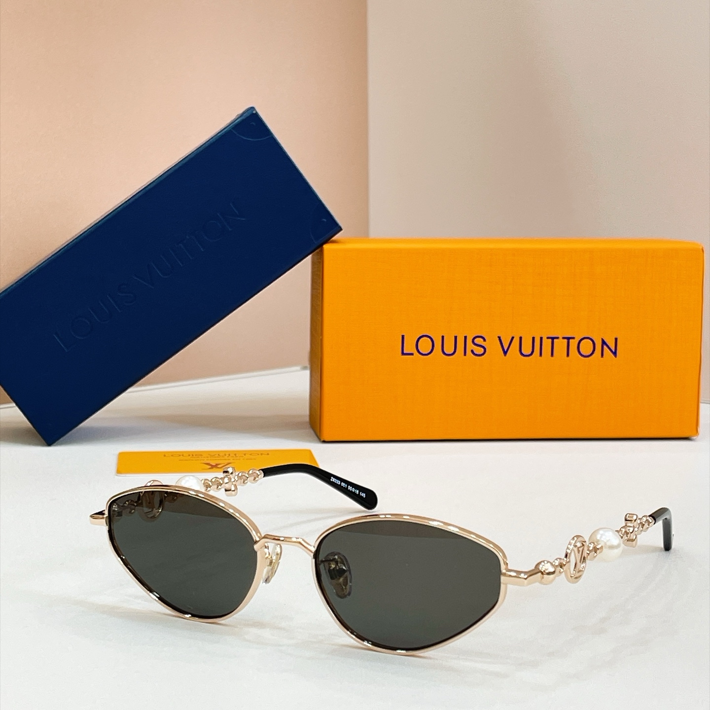 LOUIS VUITTO*✨✨✨MODEL：Z8333✨✨✨ SIZE：55口18-145✨✨✨