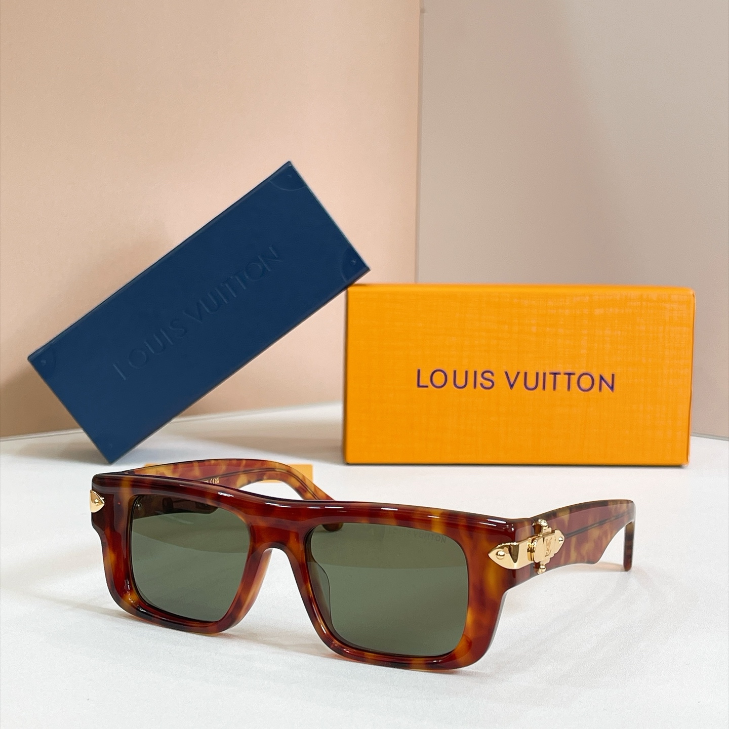 LOUIS VUITTO*✨✨✨MODEL：Z3526✨✨✨ SIZE：51口20-145✨✨✨