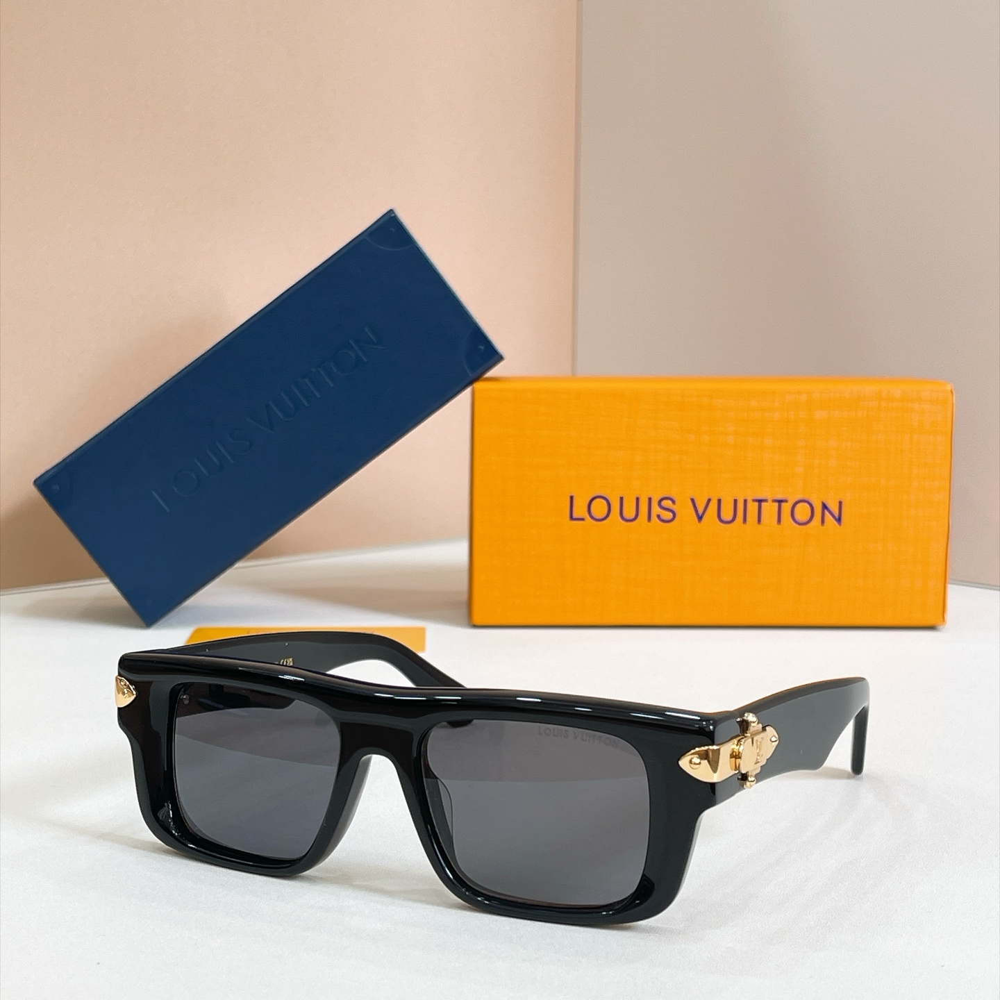LOUIS VUITTO*✨✨✨MODEL：Z3526✨✨✨ SIZE：51口20-145✨✨✨