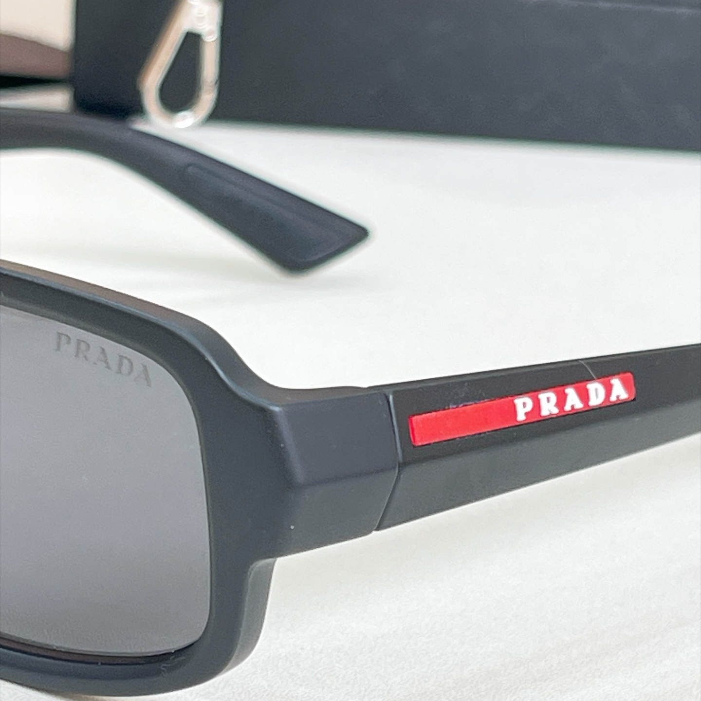 PRAD*✨✨✨MODEL：OPR B11SU✨✨✨SIZE：57口18-145✨✨✨ 