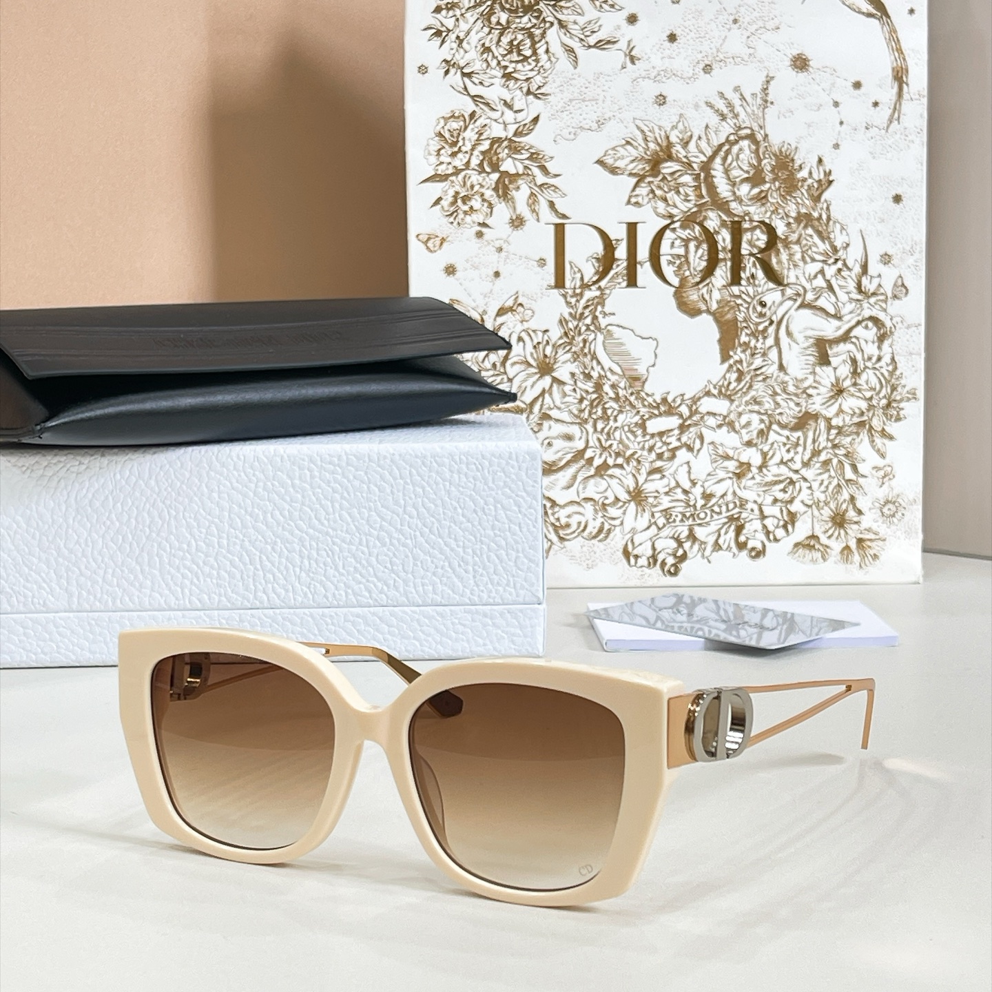 DIO*🌟🌟🌟Model：30Montaigne S13F🌟🌟🌟SIZE：54口19-135🌟🌟🌟