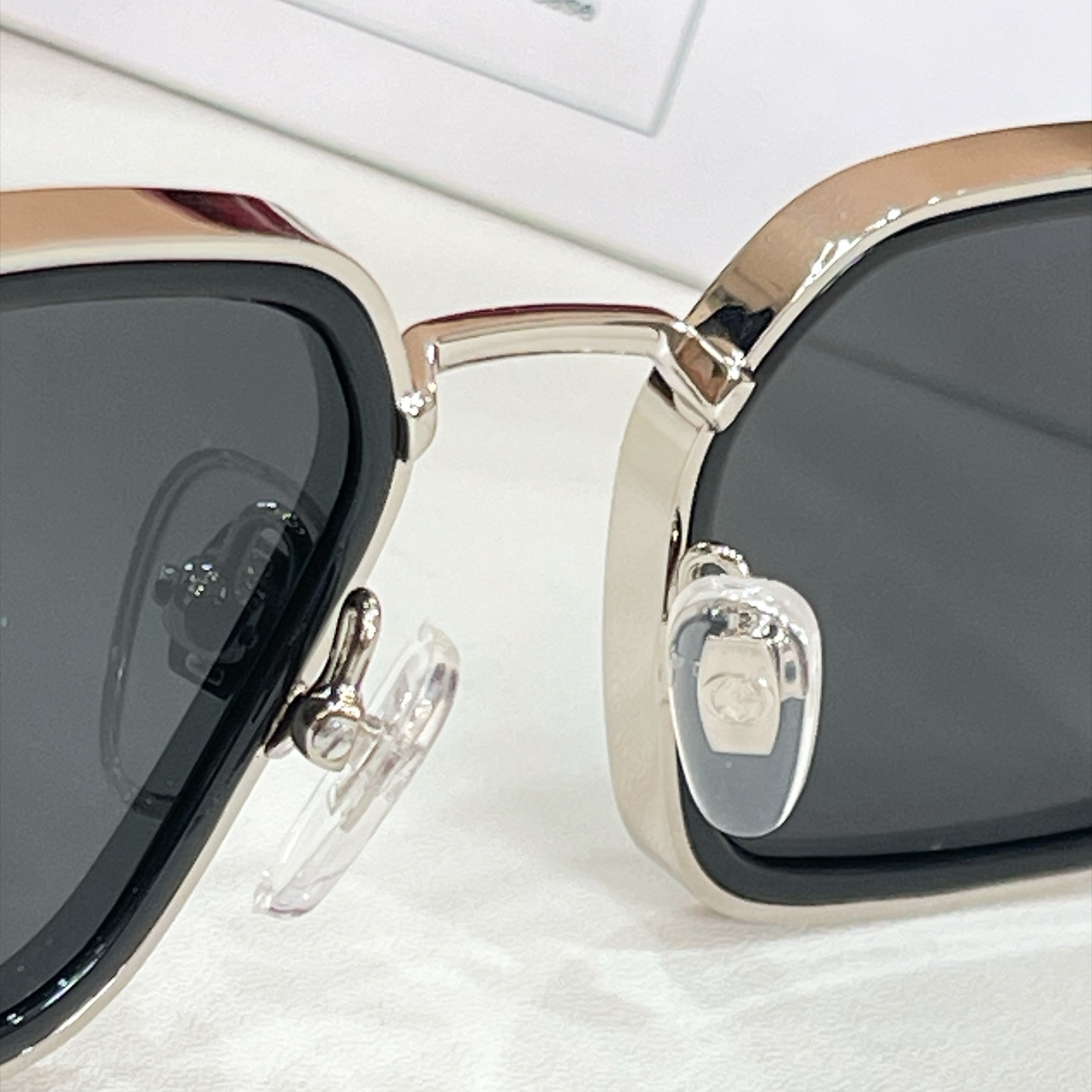 GUCC*🐝🐝🐝MODEL：GG2074S🐝🐝🐝SIZE：51口22-145🐝🐝