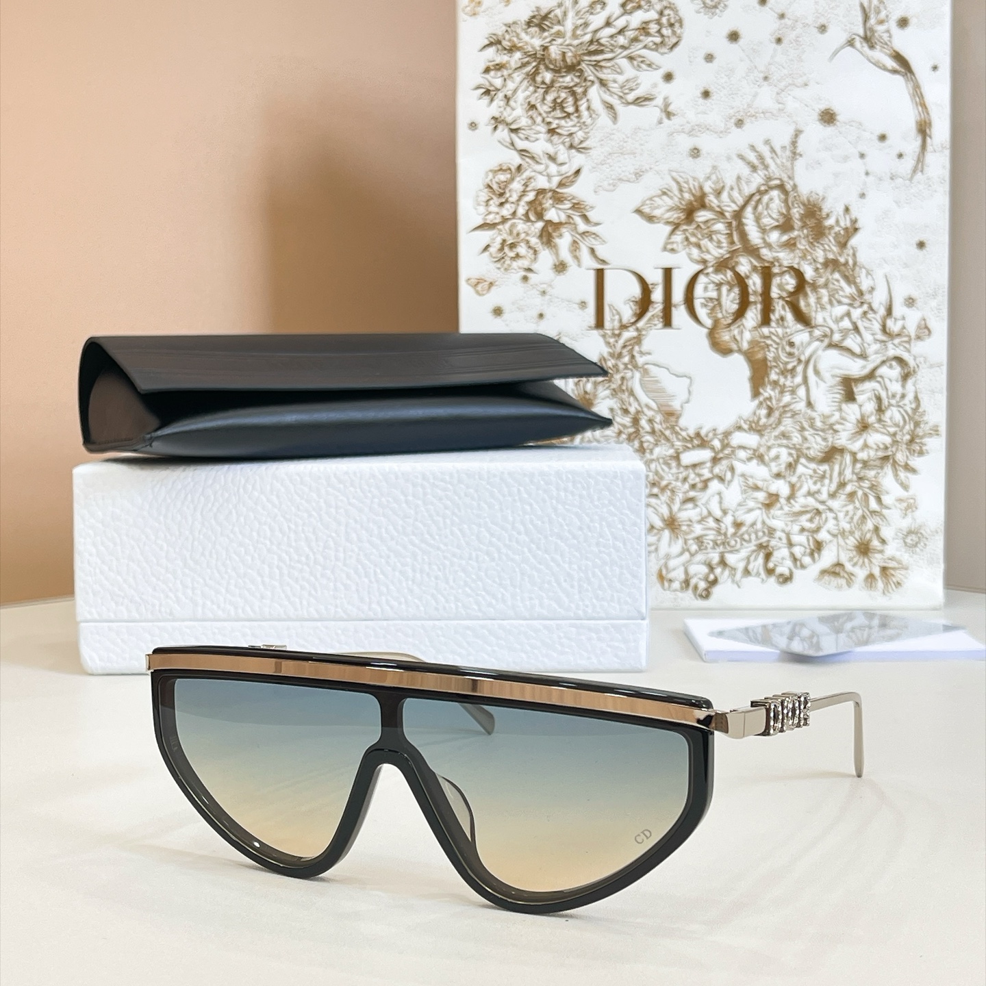 DIO*🌟🌟🌟Model：DIORCAT2305M🌟🌟🌟SIZE：135口43-145🌟🌟🌟