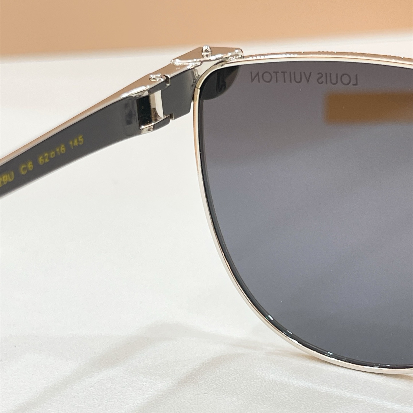 LOUIS VUITTO*✨✨✨MODEL：Z7329U✨✨✨ SIZE：62口16-145✨✨✨