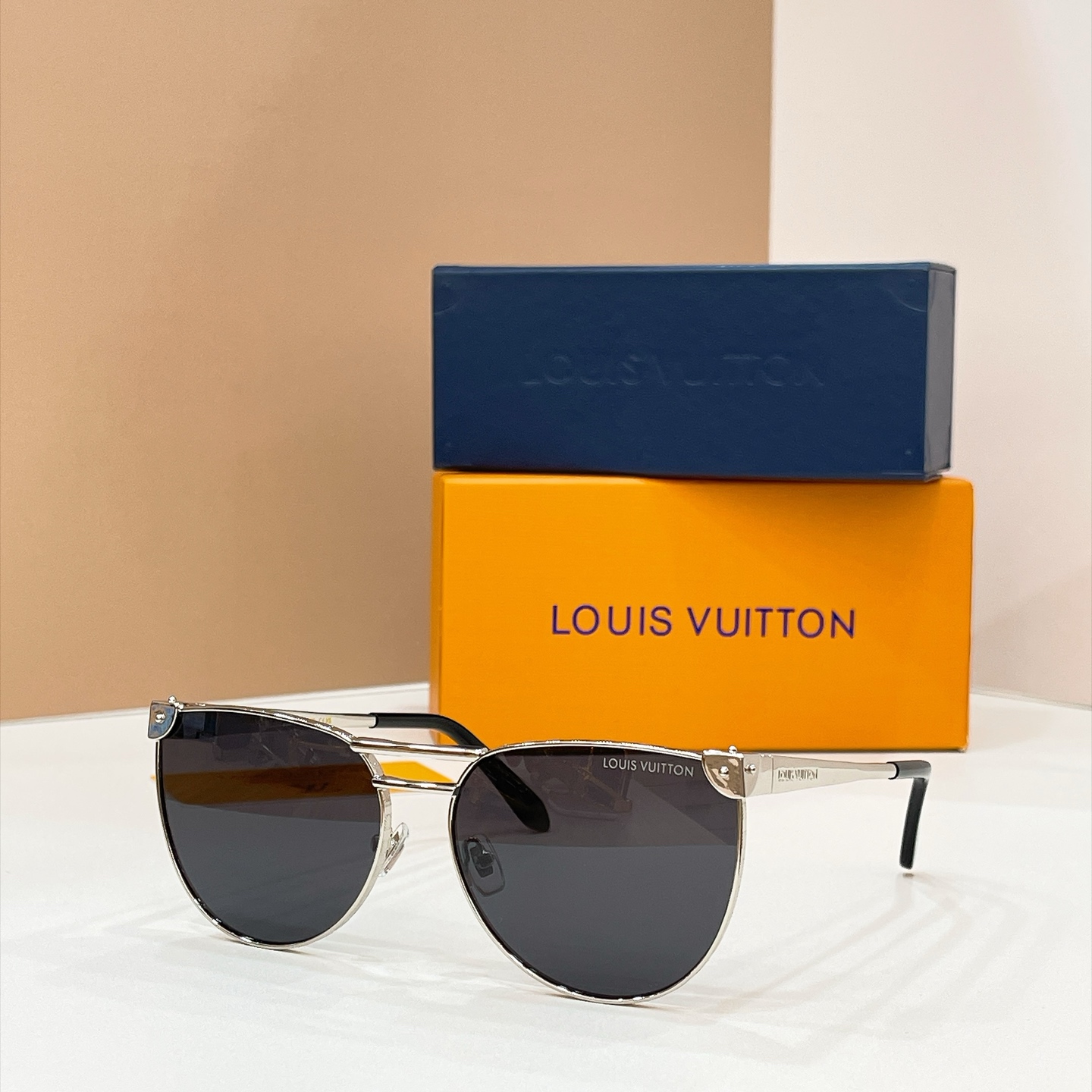 LOUIS VUITTO*✨✨✨MODEL：Z7329U✨✨✨ SIZE：62口16-145✨✨✨