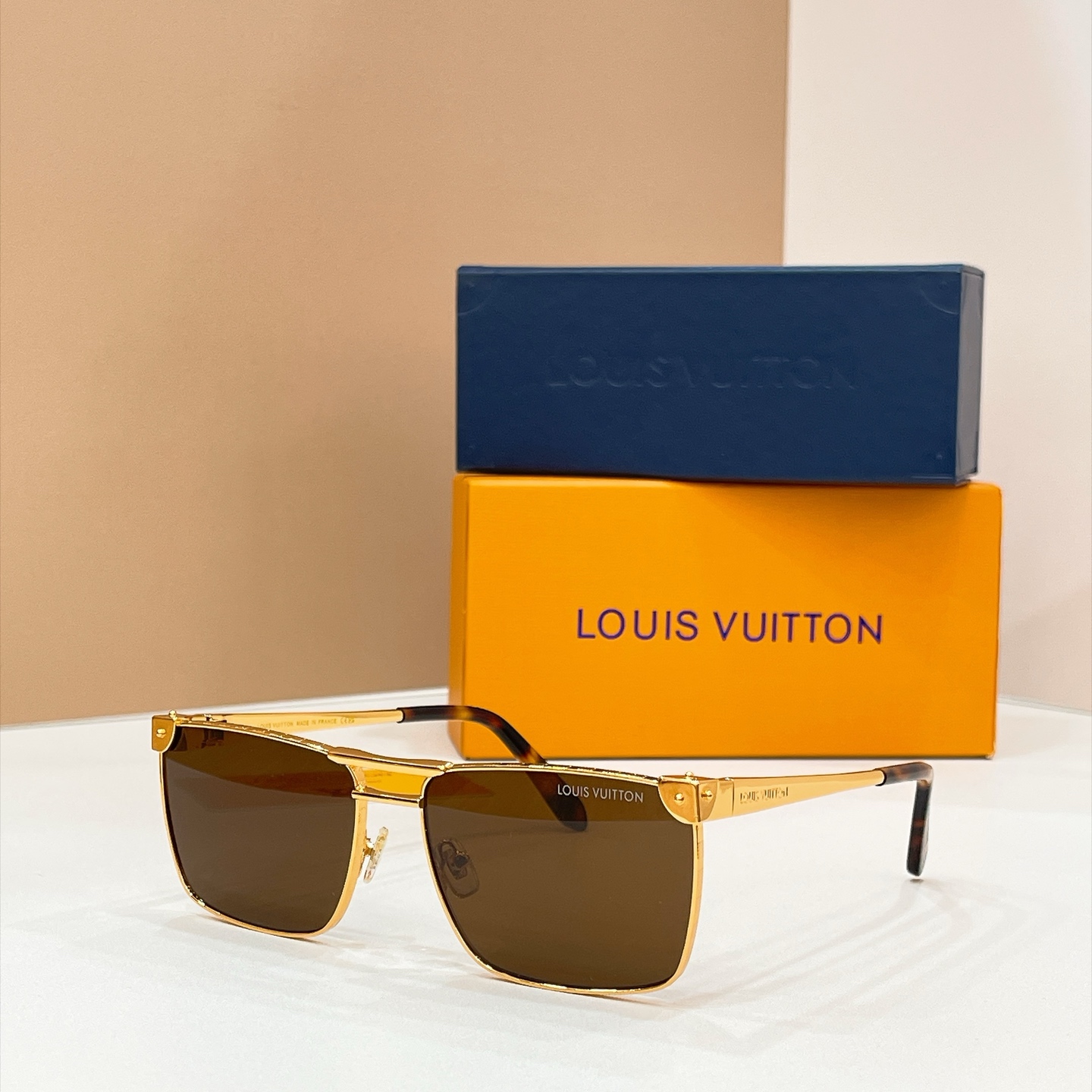LOUIS VUITTO*✨✨✨MODEL：Z3208U✨✨✨ SIZE：62口17-145✨✨✨