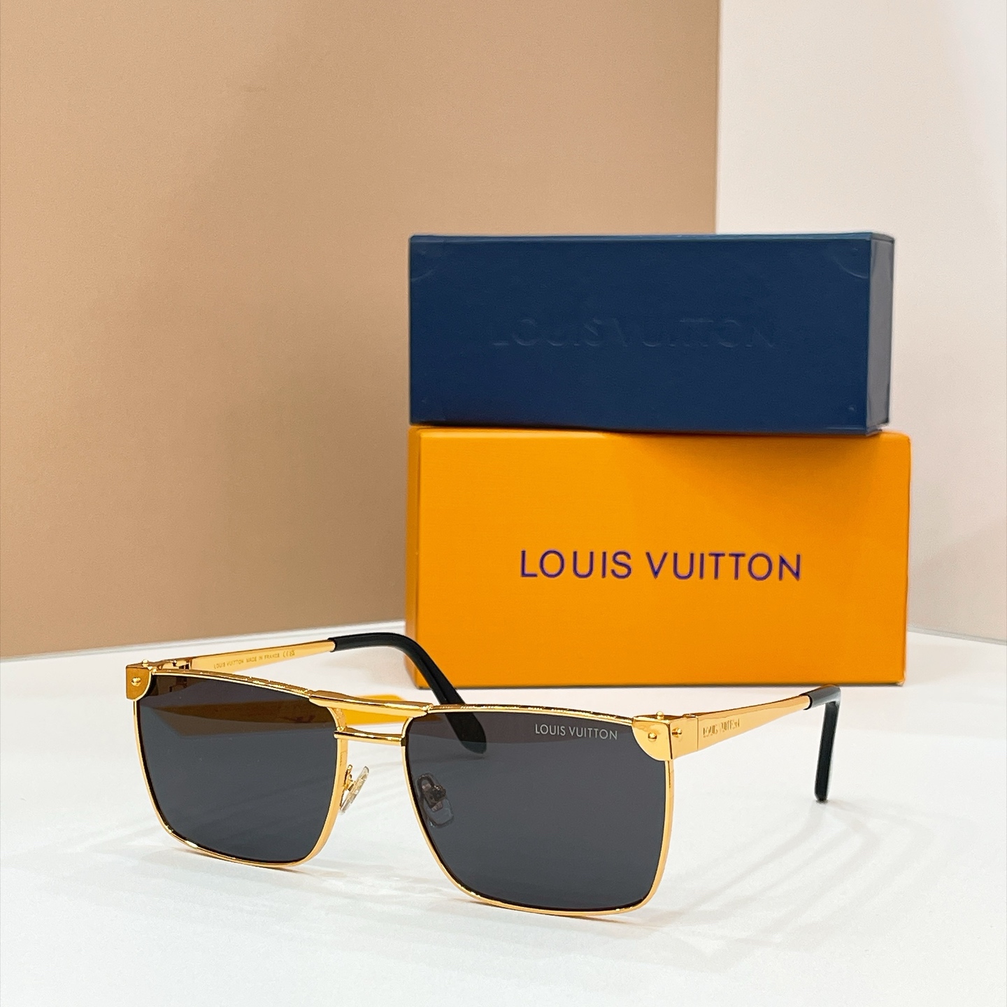 LOUIS VUITTO*✨✨✨MODEL：Z3208U✨✨✨ SIZE：62口17-145✨✨✨