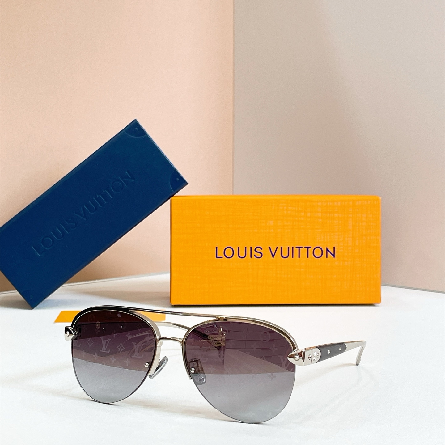 LOUIS VUITTO*✨✨✨MODEL：Z2348U✨✨✨ SIZE：58口16-145✨✨✨