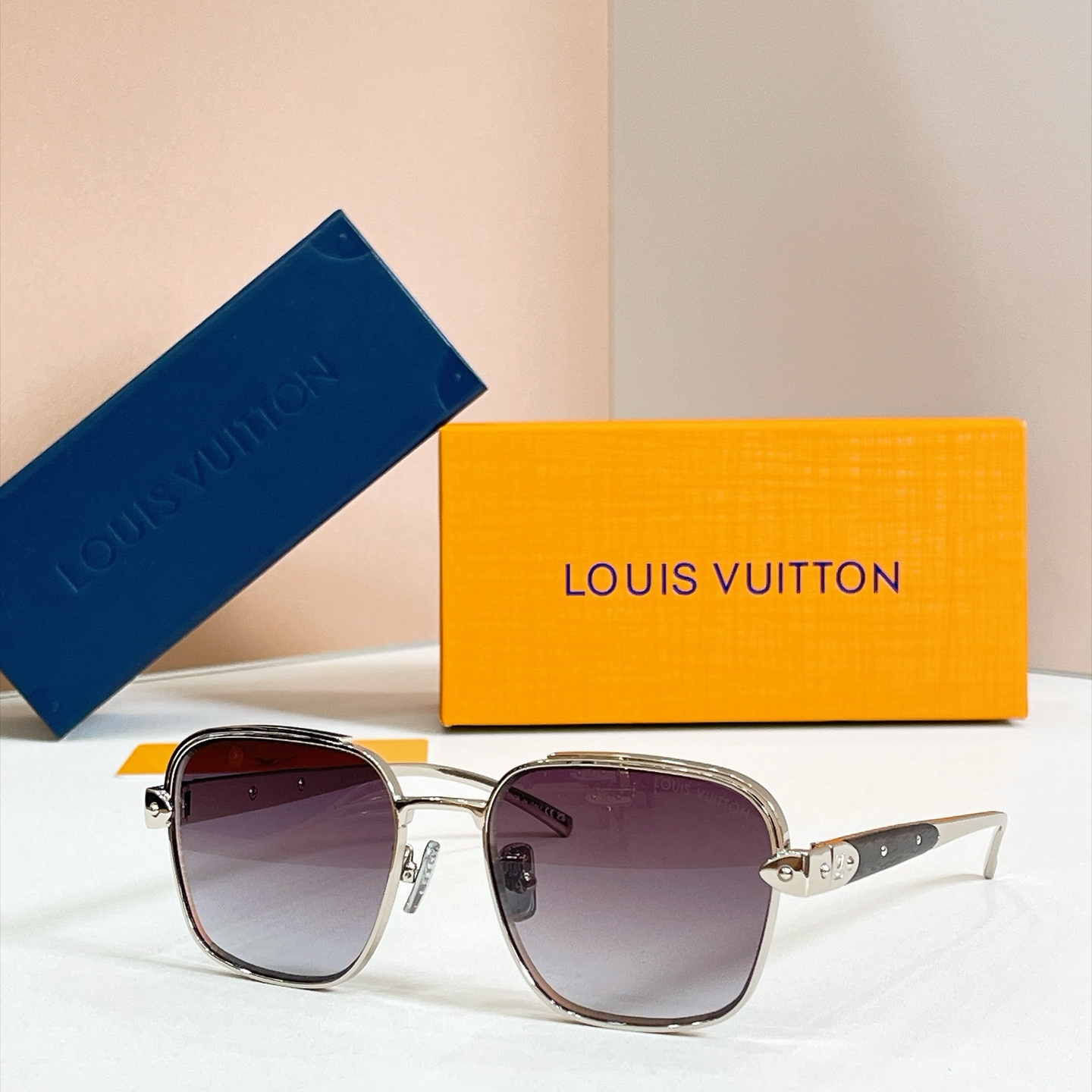 LOUIS VUITTO*✨✨✨MODEL：Z2347U✨✨✨ SIZE：54口18-140✨✨✨