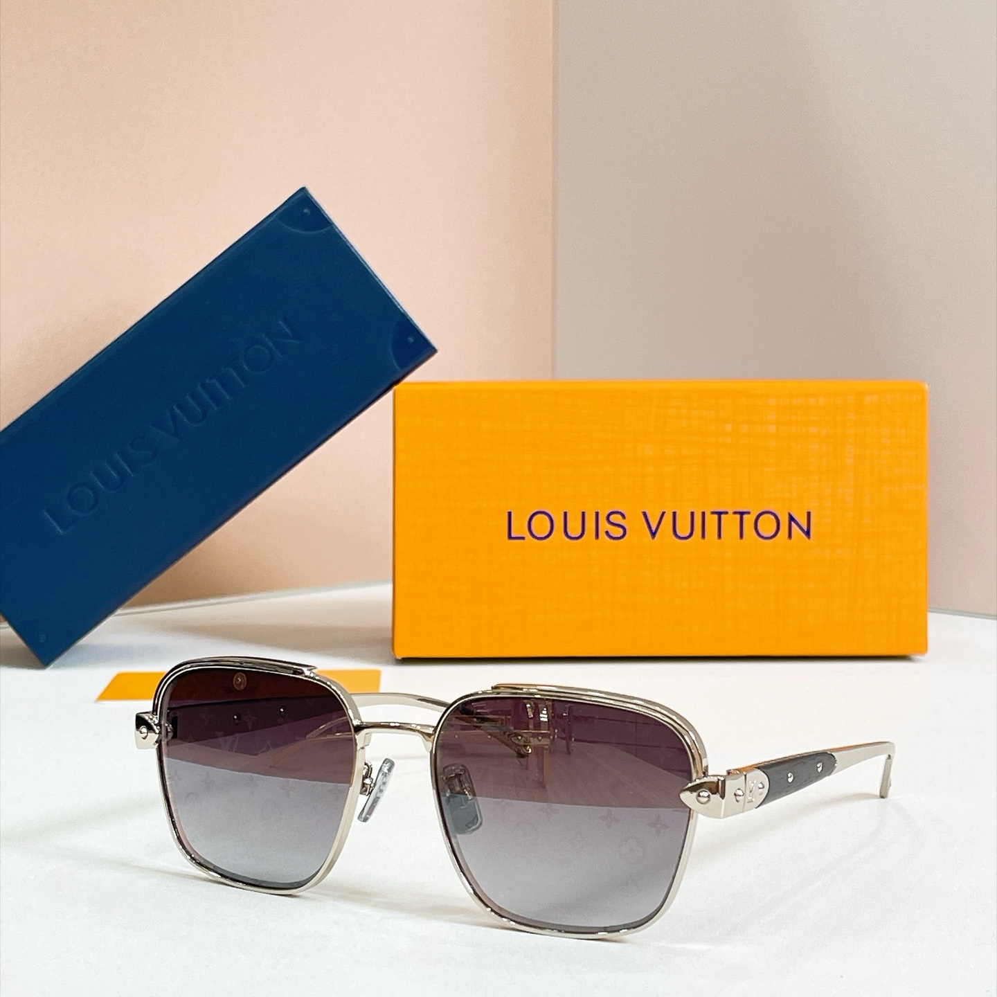 LOUIS VUITTO*✨✨✨MODEL：Z2347U✨✨✨ SIZE：54口18-140✨✨✨