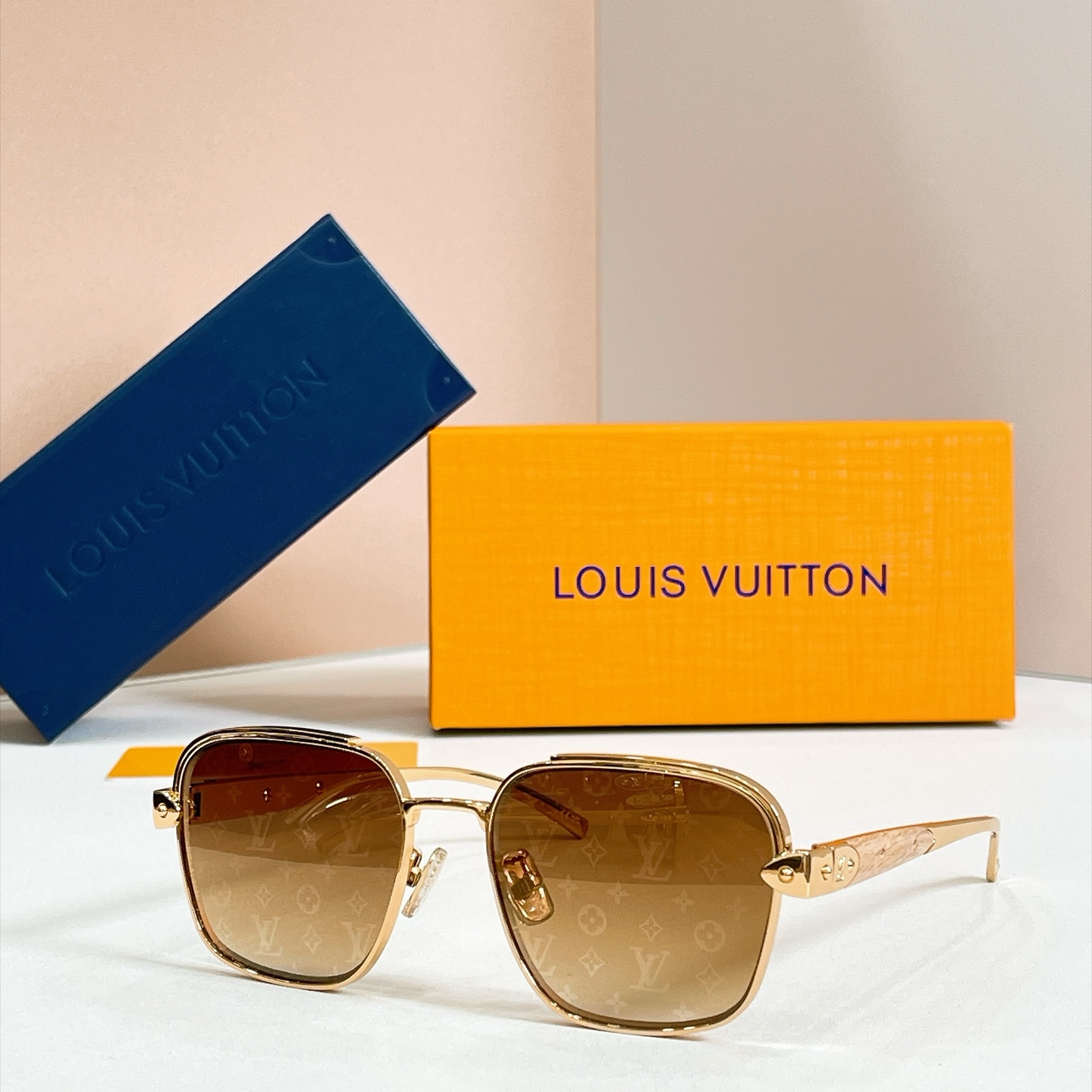 LOUIS VUITTO*✨✨✨MODEL：Z2347U✨✨✨ SIZE：54口18-140✨✨✨