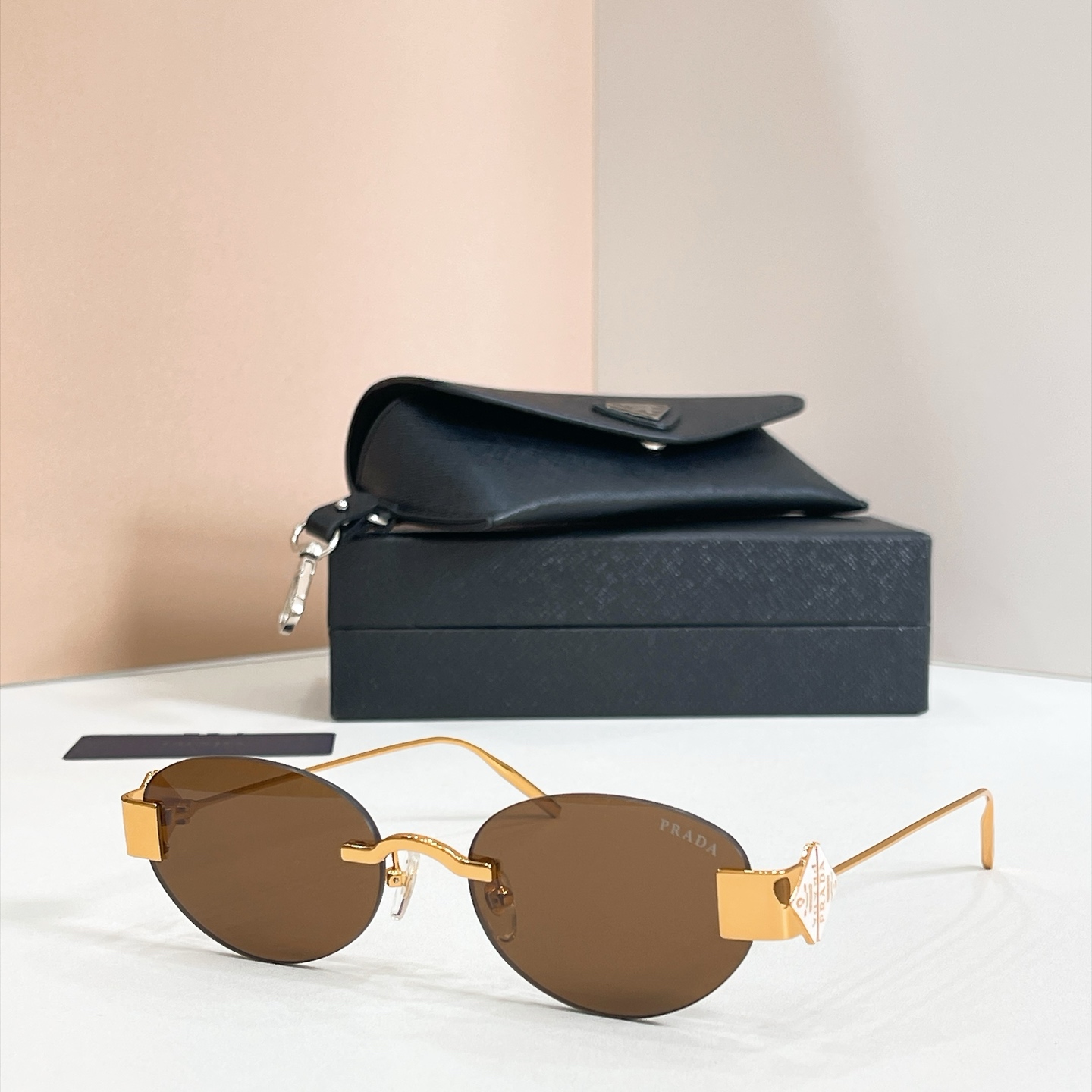PRADA✨✨✨MODEL：SPR D67S✨✨✨SIZE：56口19-145✨✨✨