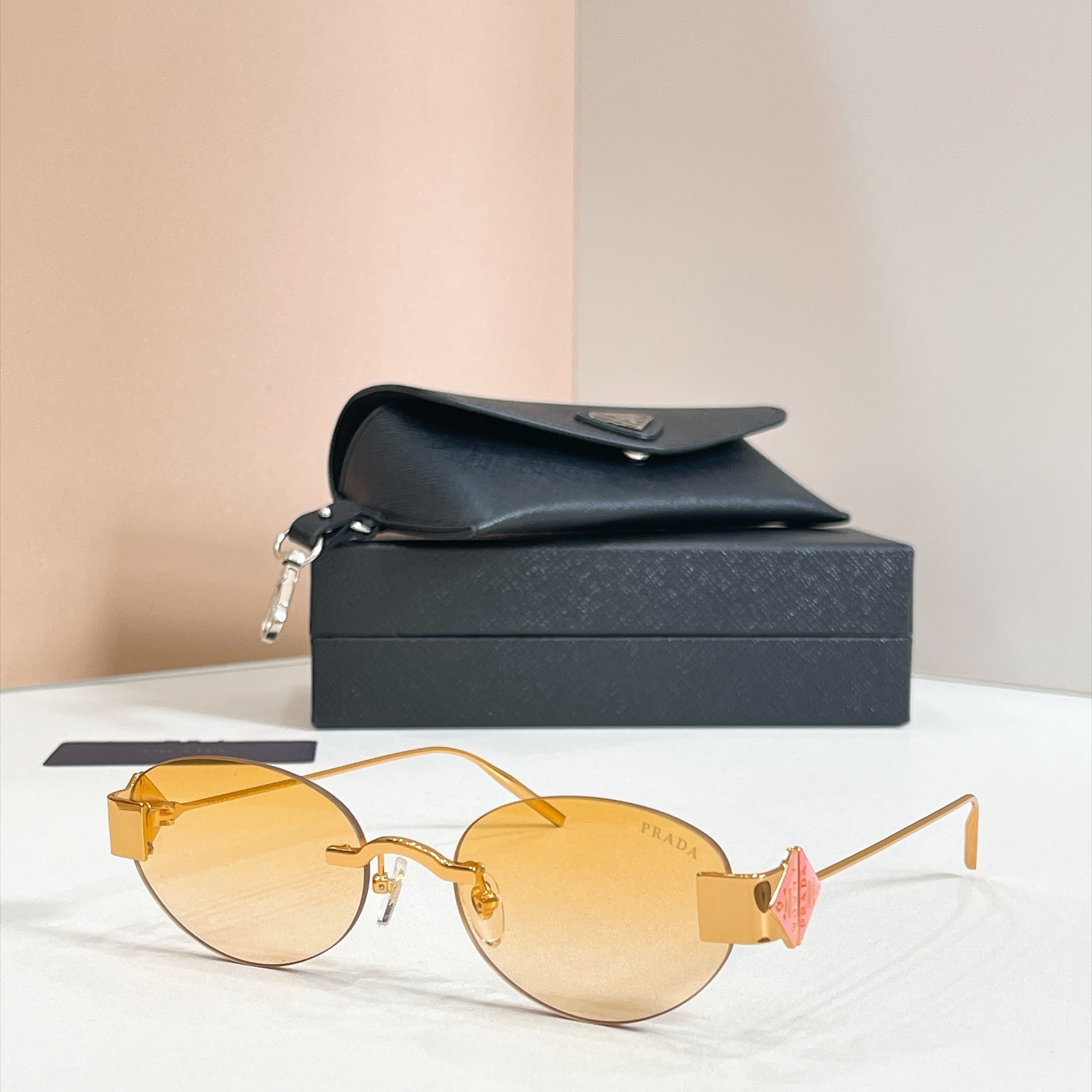 PRADA✨✨✨MODEL：SPR D67S✨✨✨SIZE：56口19-145✨✨✨