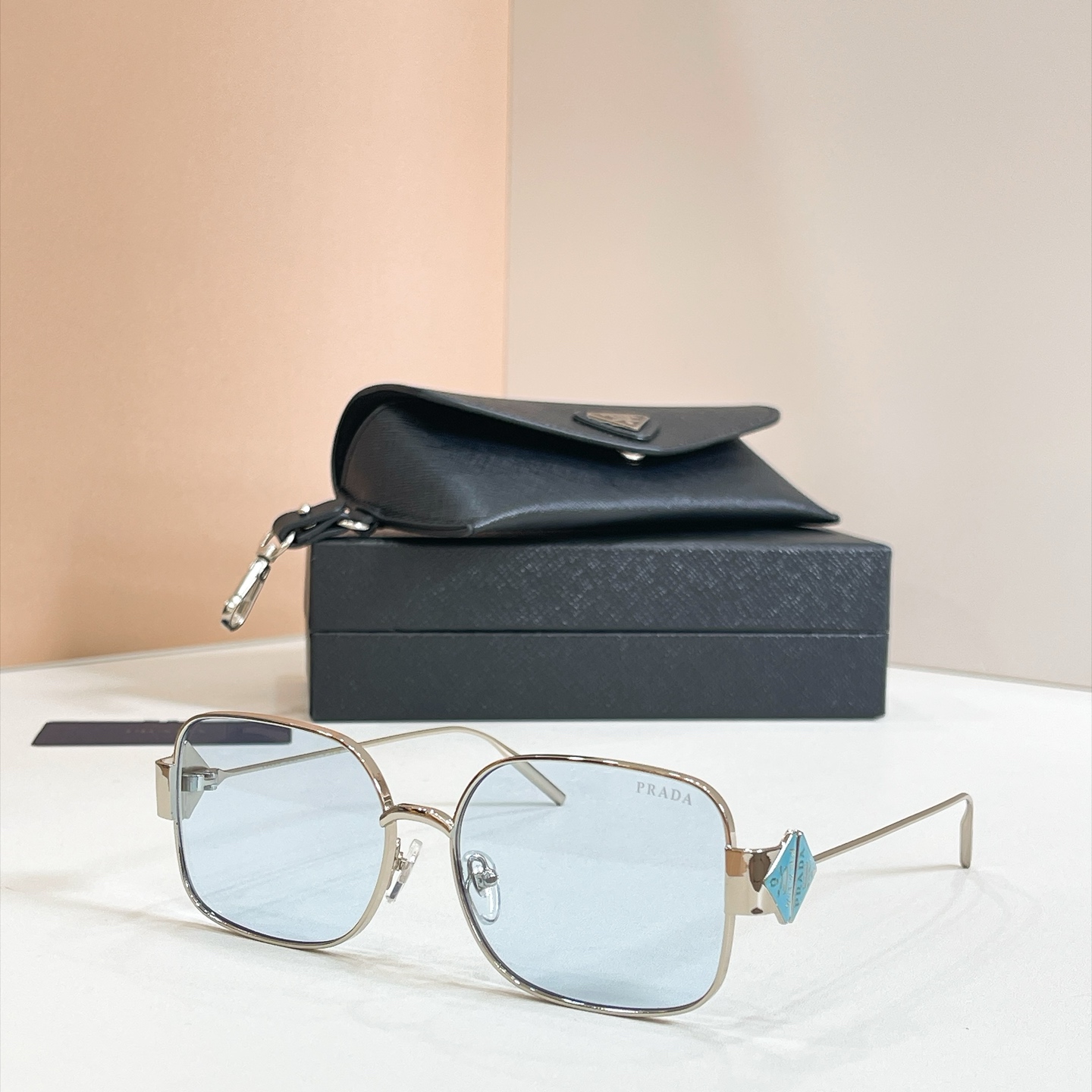 PRADA✨✨✨MODEL：SPR D68S✨✨✨SIZE：57口16-145✨✨✨