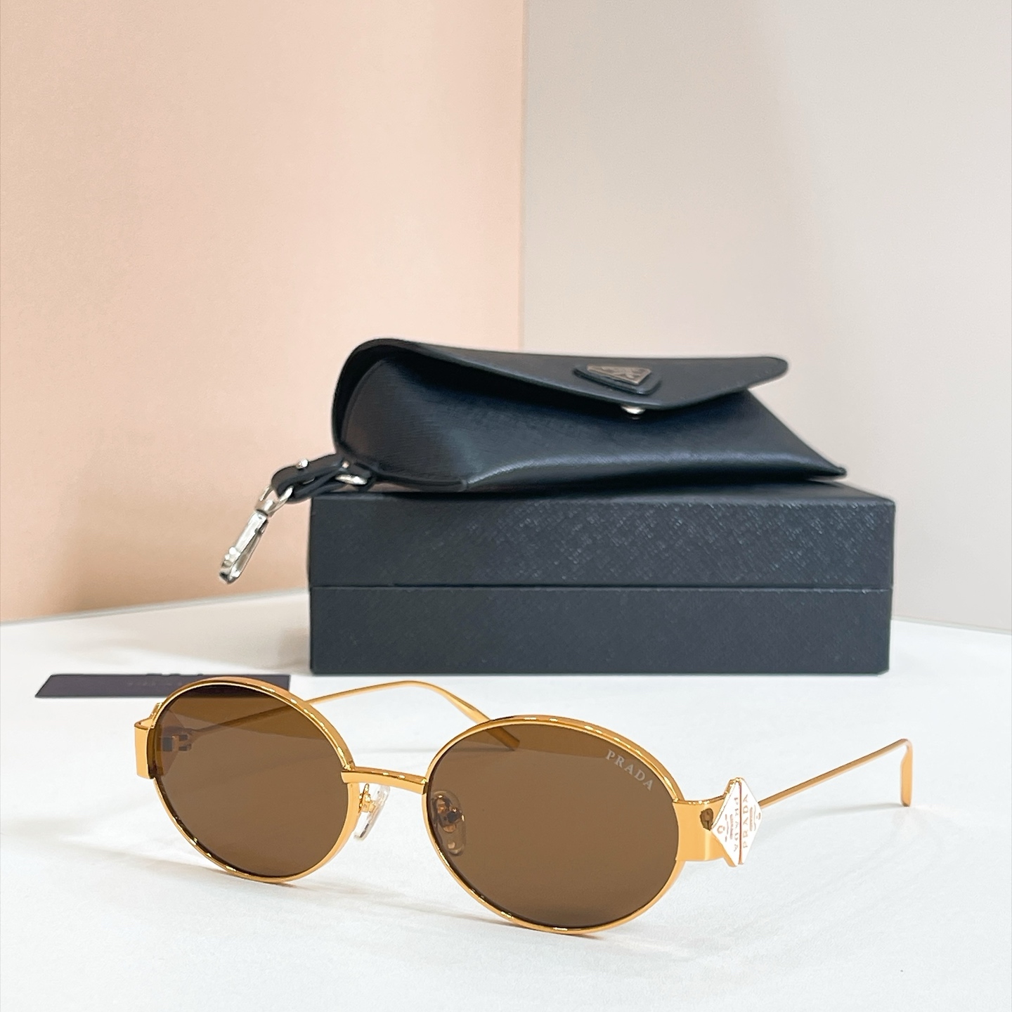 PRADA✨✨✨MODEL：SPR D69S✨✨✨SIZE：57口18-145✨✨✨