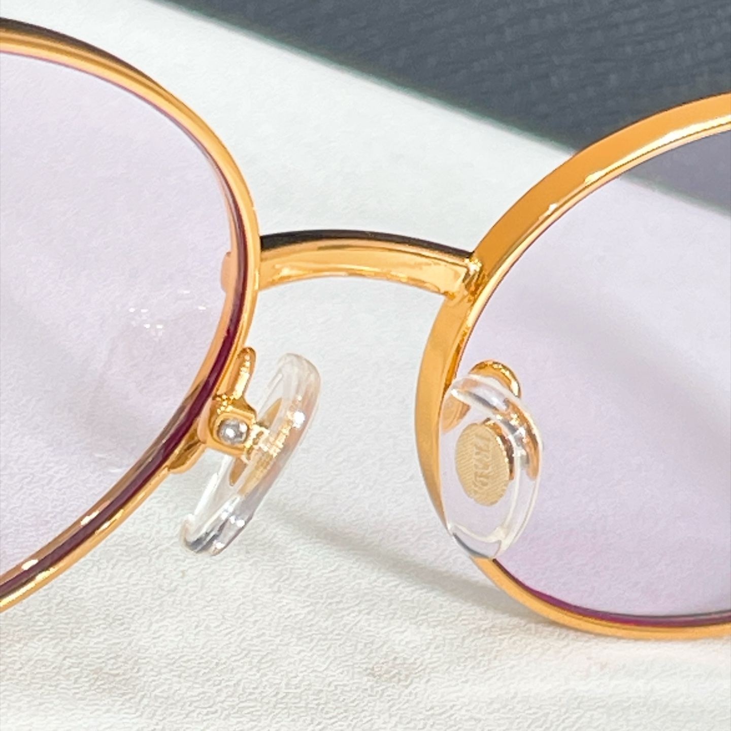 PRADA✨✨✨MODEL：SPR D69S✨✨✨SIZE：57口18-145✨✨✨