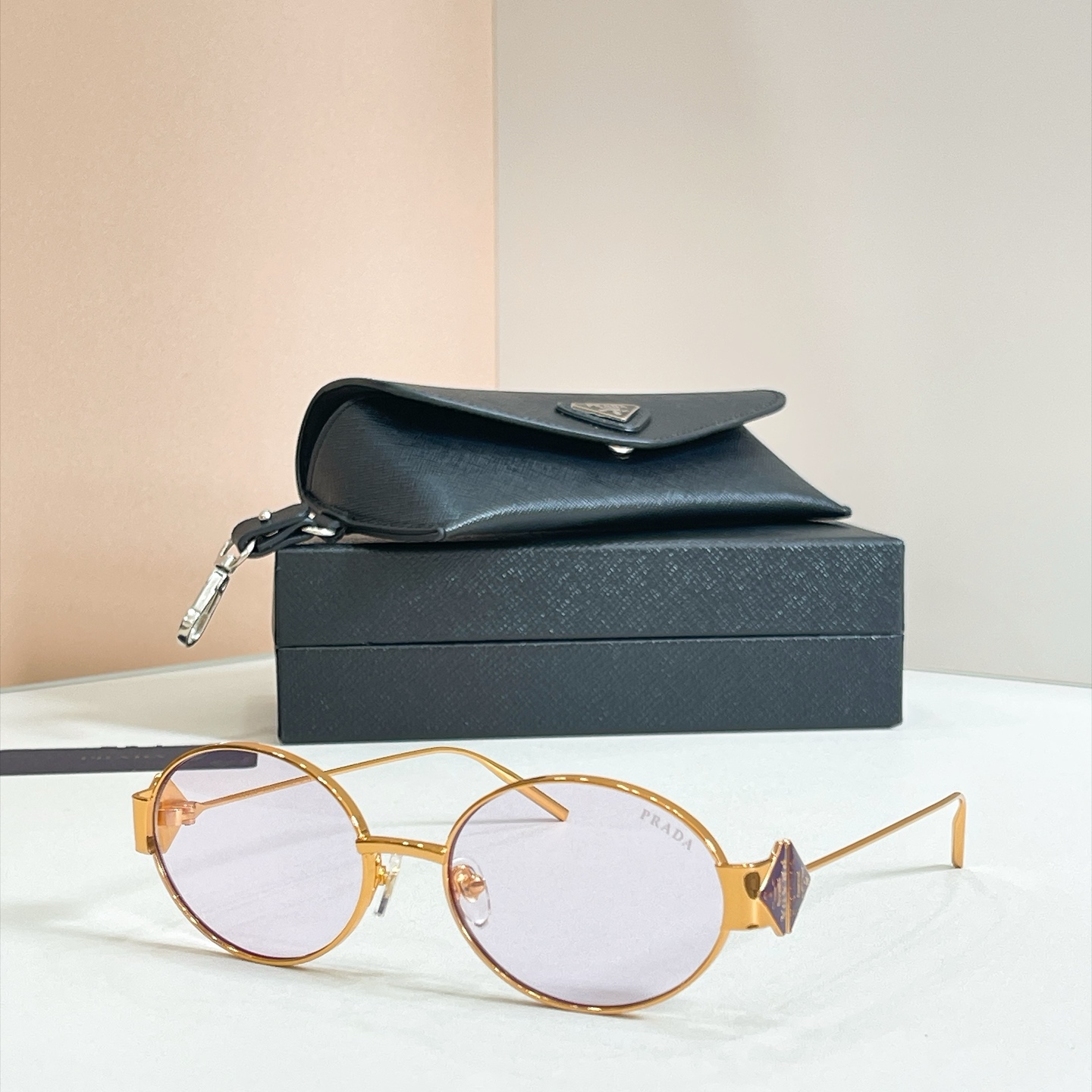 PRADA✨✨✨MODEL：SPR D69S✨✨✨SIZE：57口18-145✨✨✨
