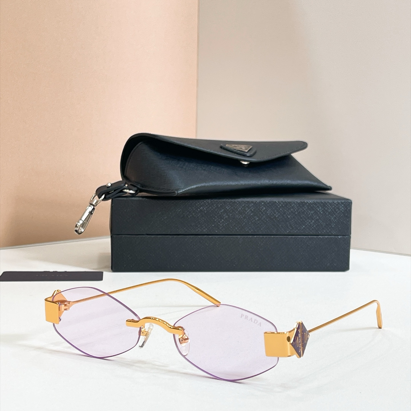 PRADA✨✨✨MODEL：PR D66S✨✨✨SIZE：56口19-145✨✨✨