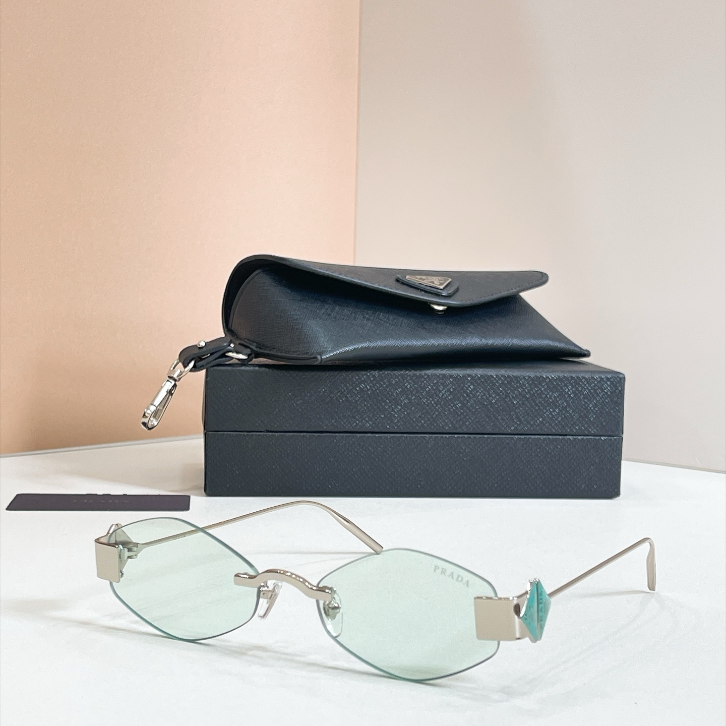 PRADA✨✨✨MODEL：PR D66S✨✨✨SIZE：56口19-145✨✨✨