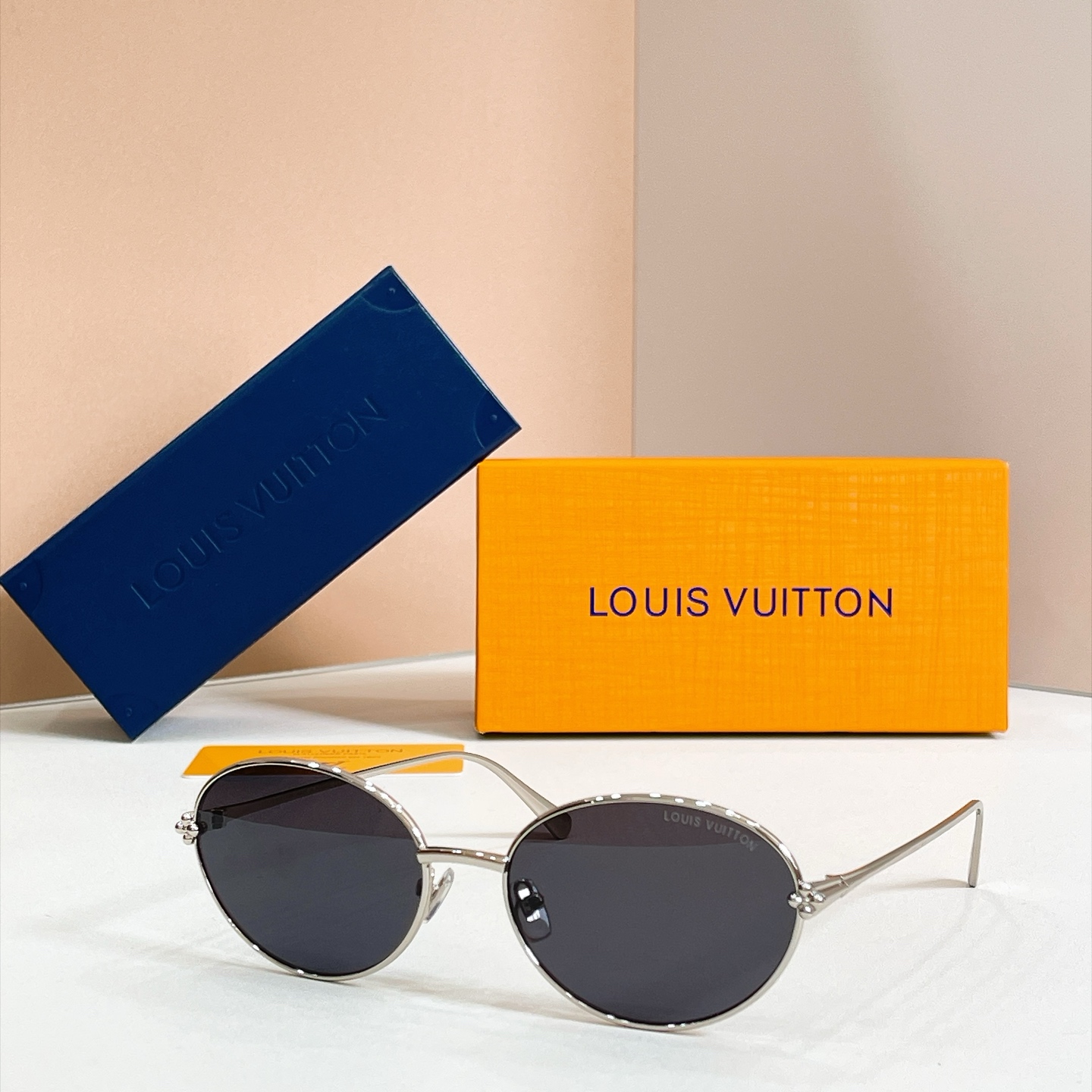 LOUIS VUITTO*✨✨✨MODEL：Z7348U✨✨✨ SIZE：60口18-145✨✨✨