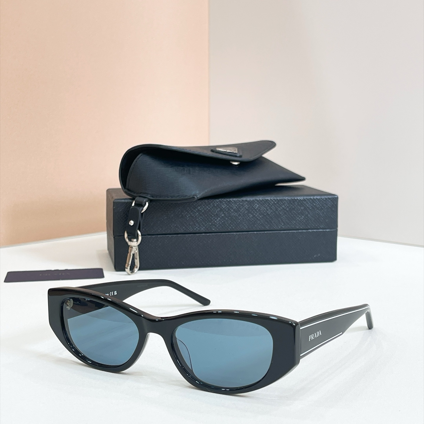 PRADA✨✨✨MODEL：SPR D22S✨✨✨SIZE：54口19-145✨✨✨